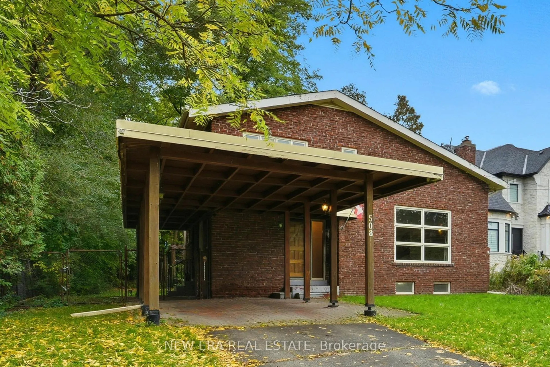 Photo 2 of 508 Cliffview Road, Pickering, West Shore — HOMEH