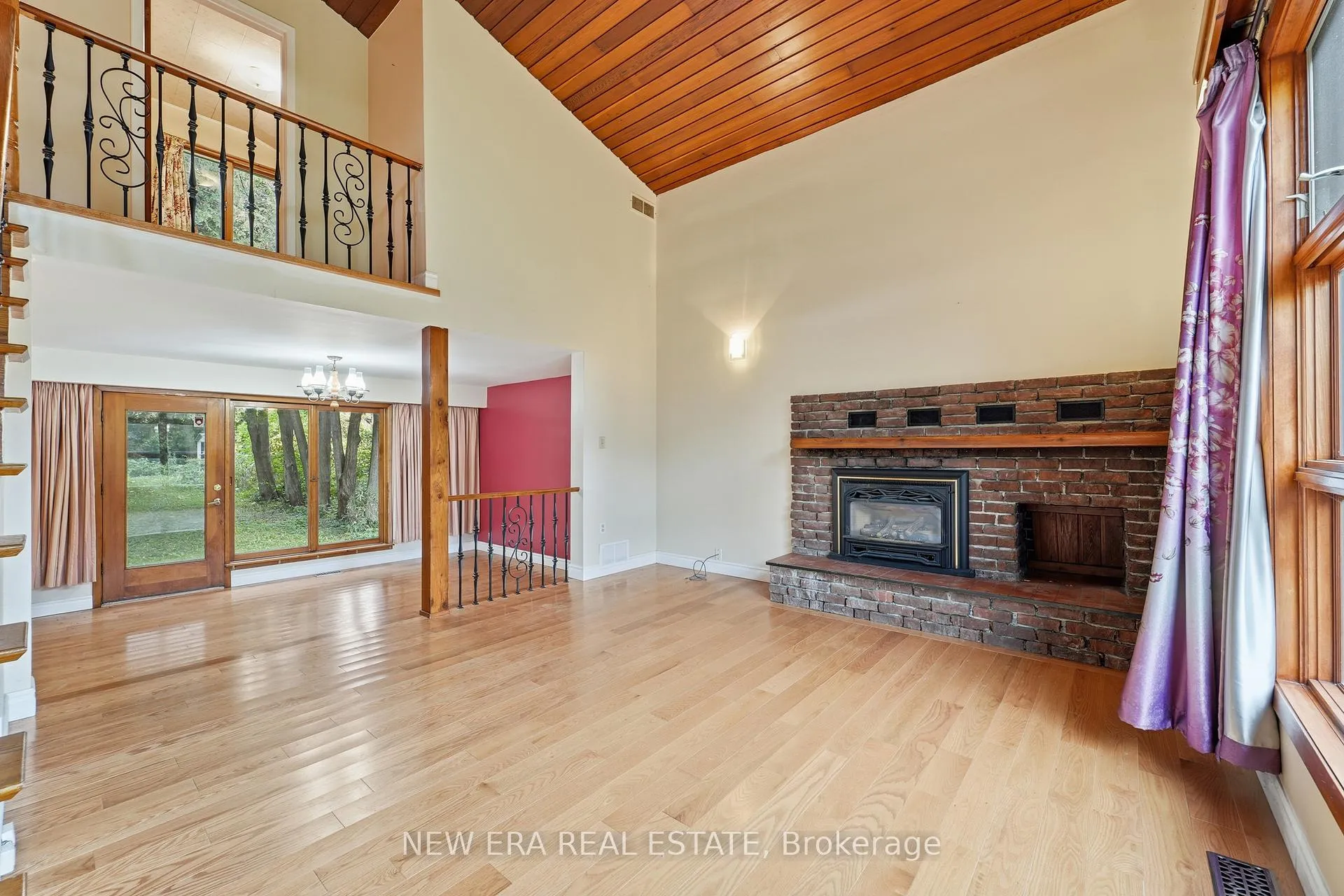 Photo 6 of 508 Cliffview Road, Pickering, West Shore — HOMEH