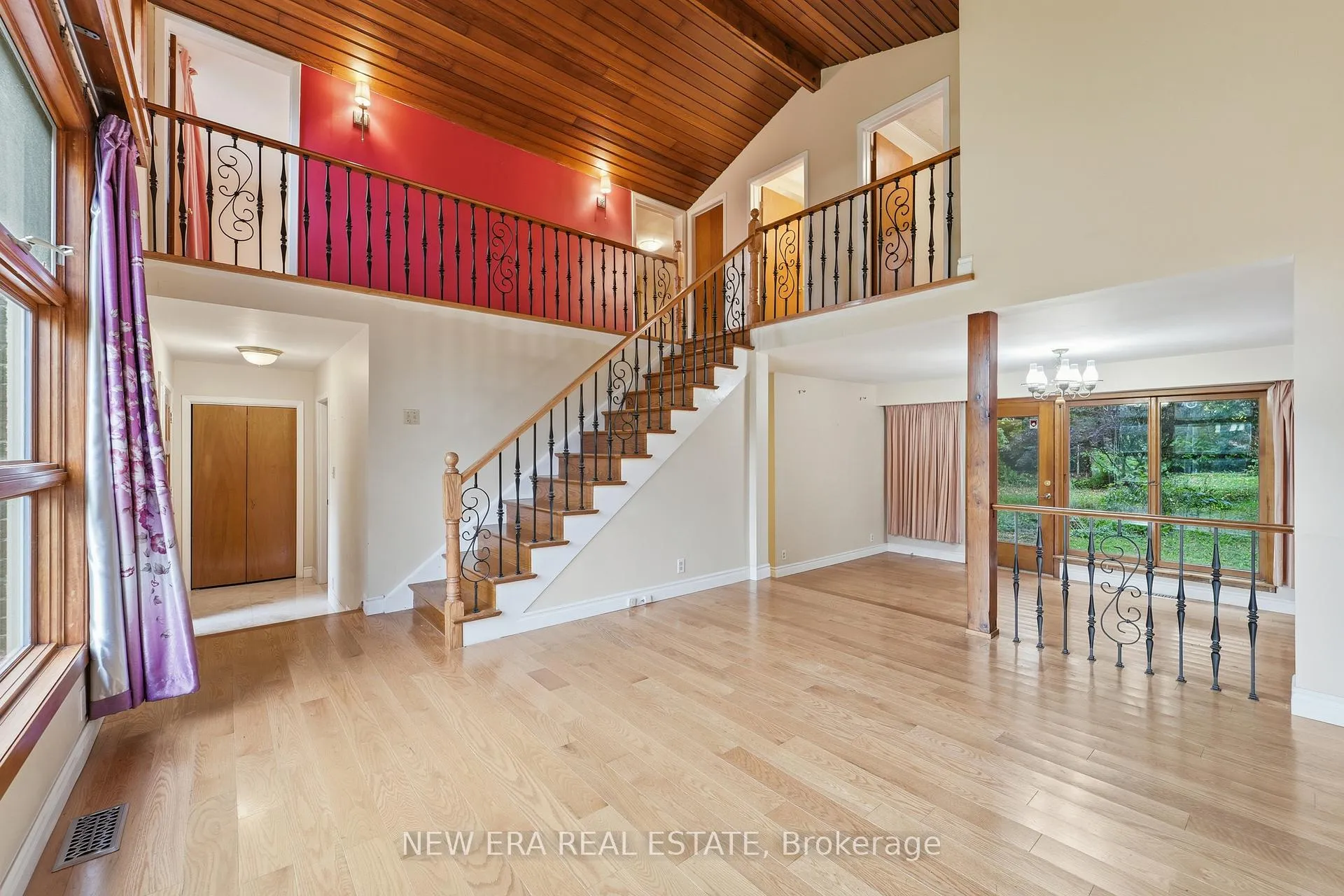 Photo 7 of 508 Cliffview Road, Pickering, West Shore — HOMEH