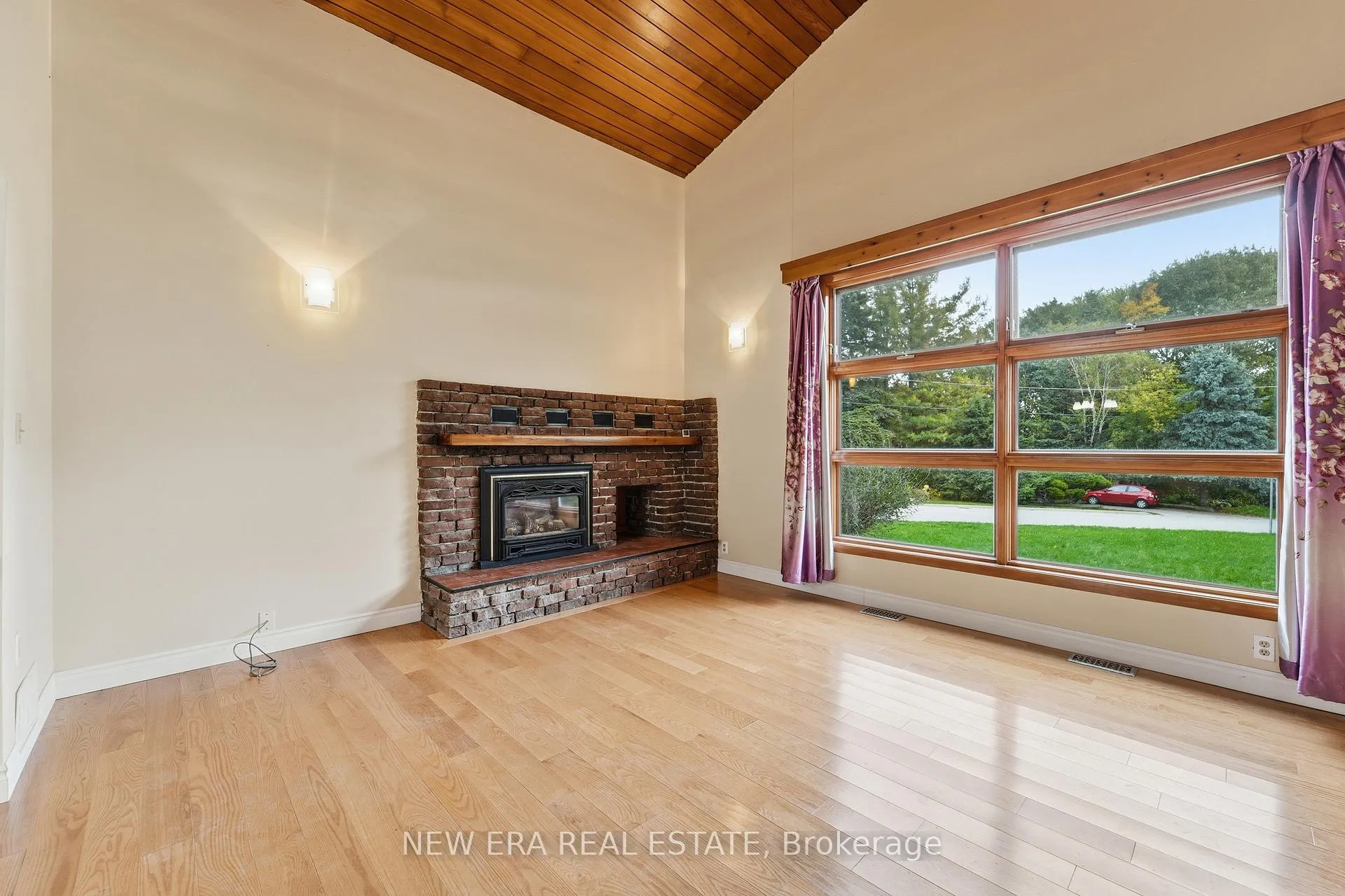 Photo 9 of 508 Cliffview Road, Pickering, West Shore — HOMEH