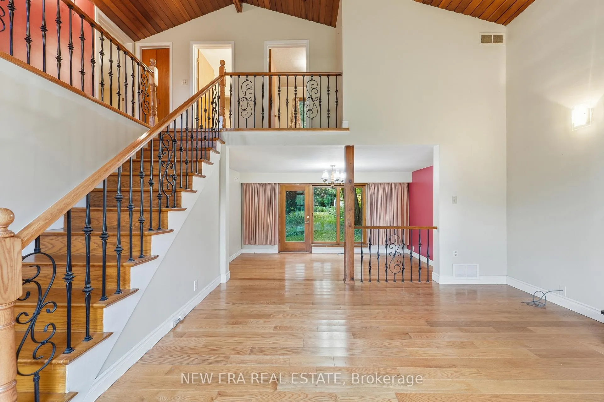 Photo 14 of 508 Cliffview Road, Pickering, West Shore — HOMEH