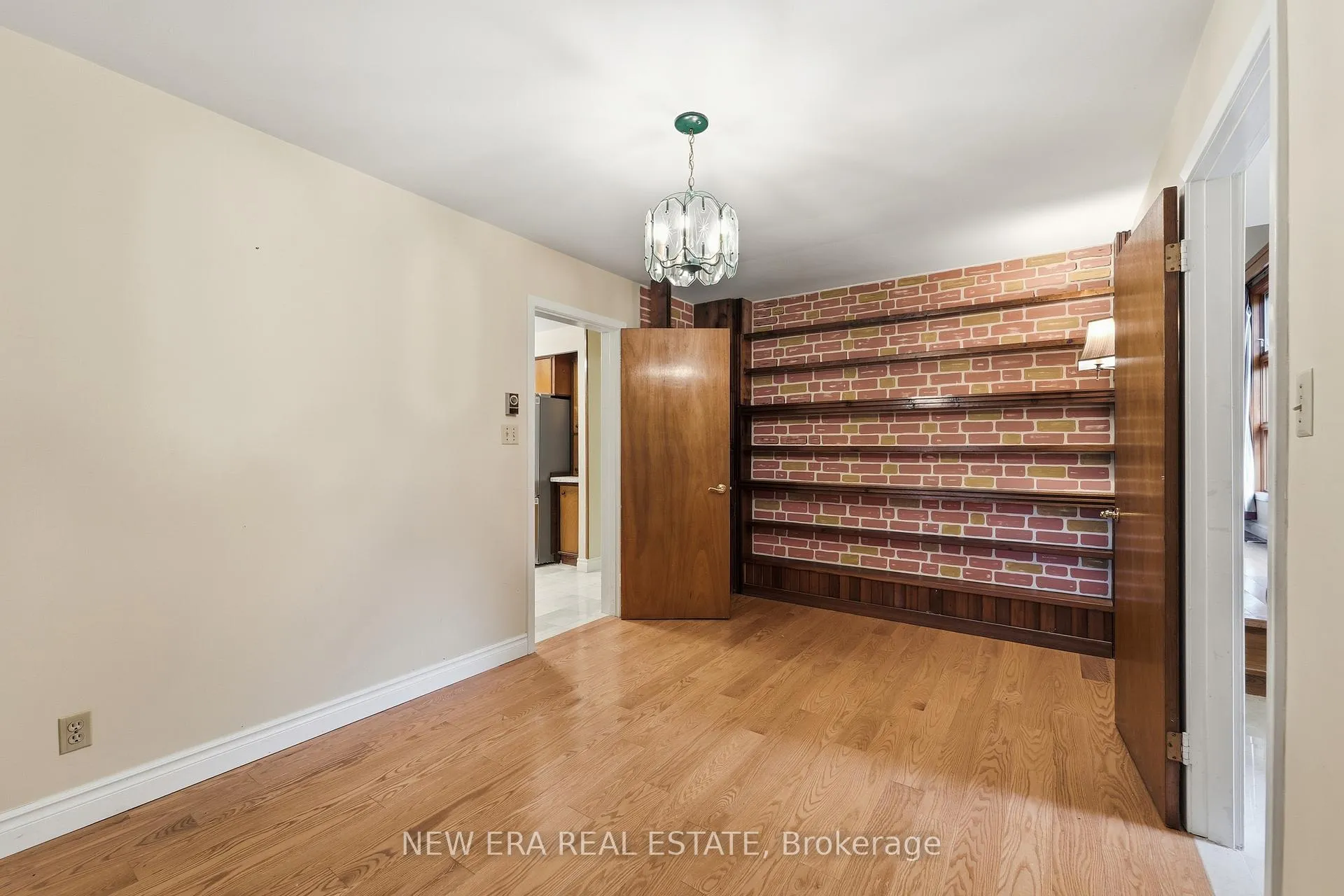 Photo 16 of 508 Cliffview Road, Pickering, West Shore — HOMEH