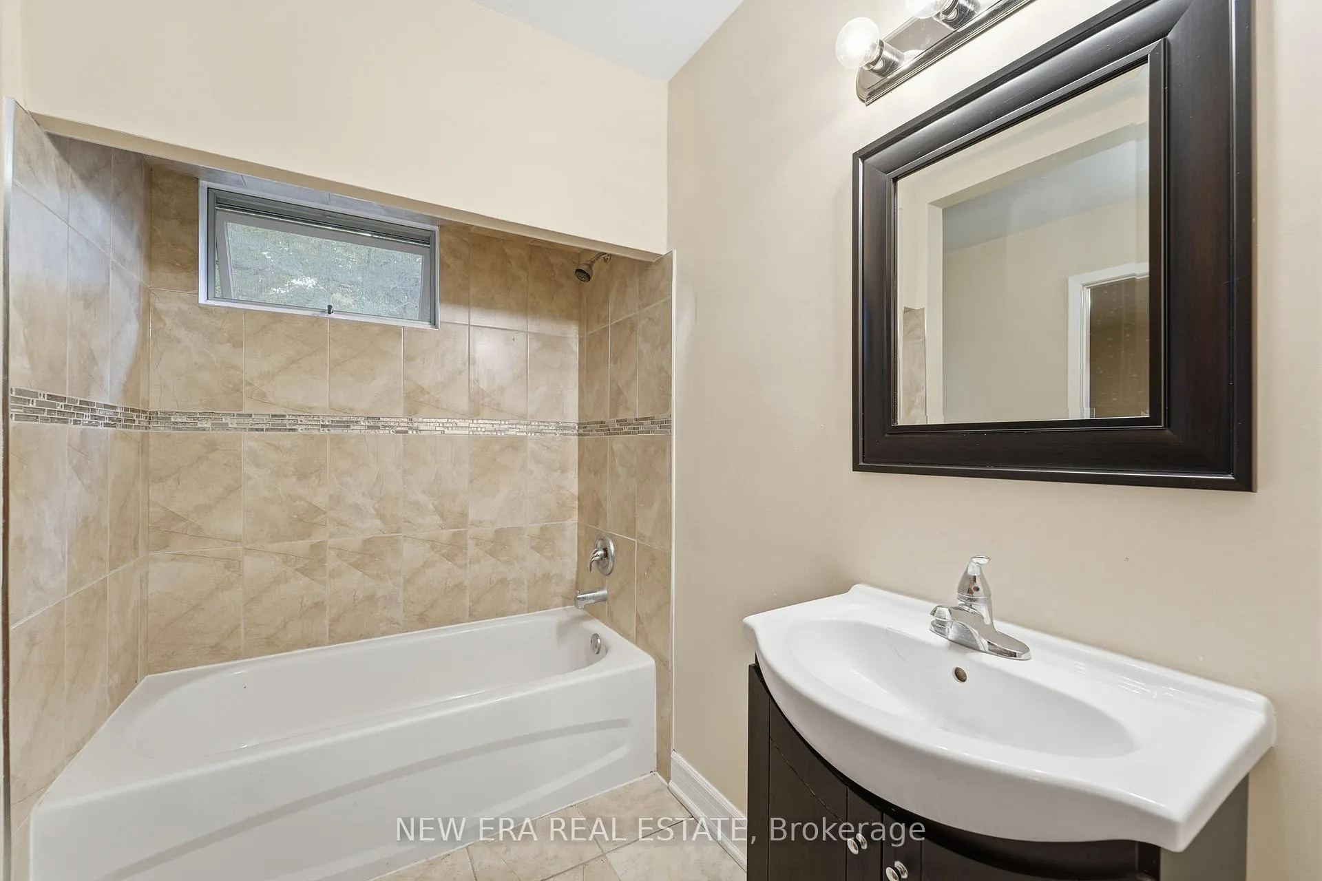 Photo 27 of 508 Cliffview Road, Pickering, West Shore — HOMEH