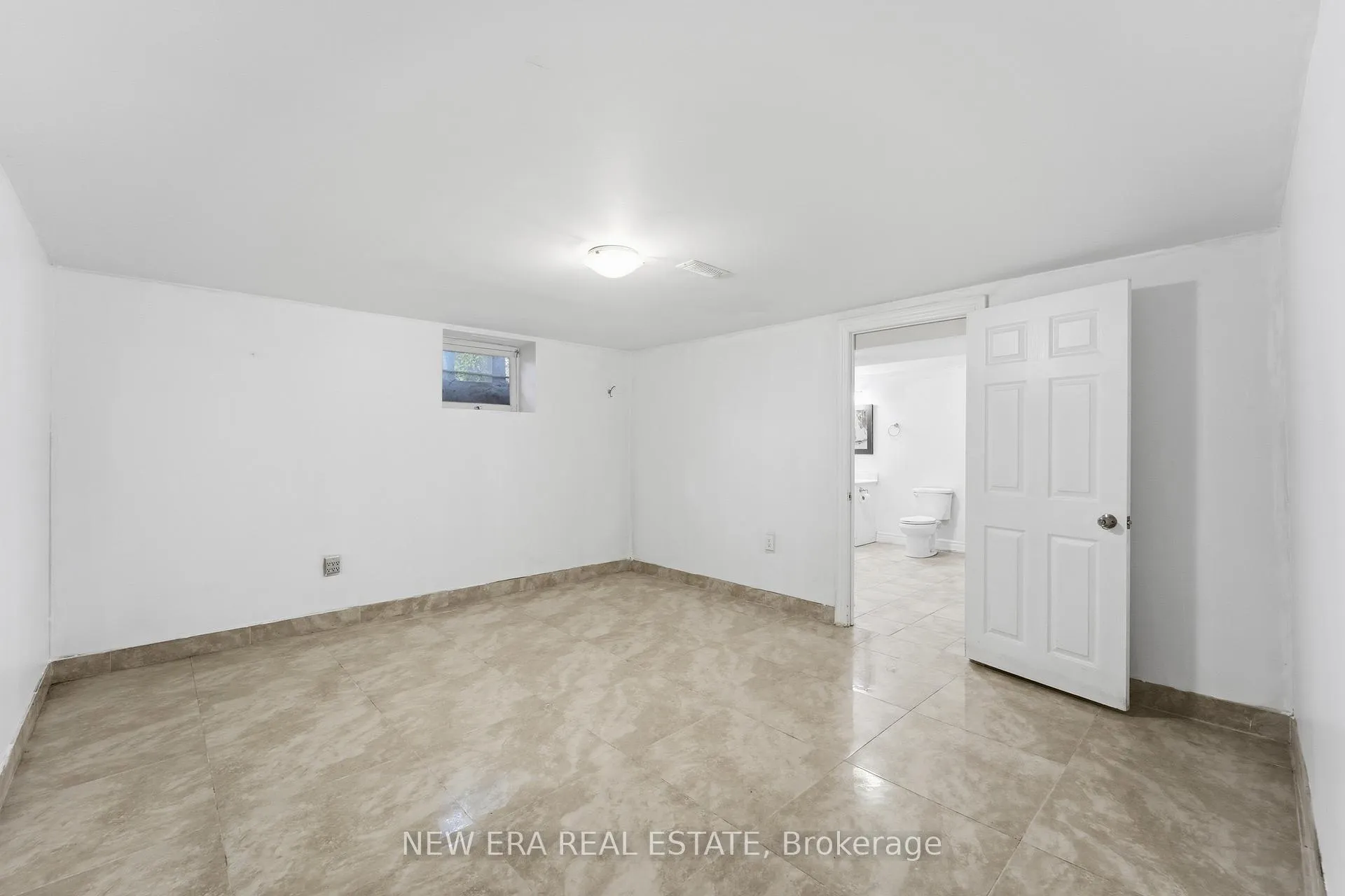 Photo 39 of 508 Cliffview Road, Pickering, West Shore — HOMEH