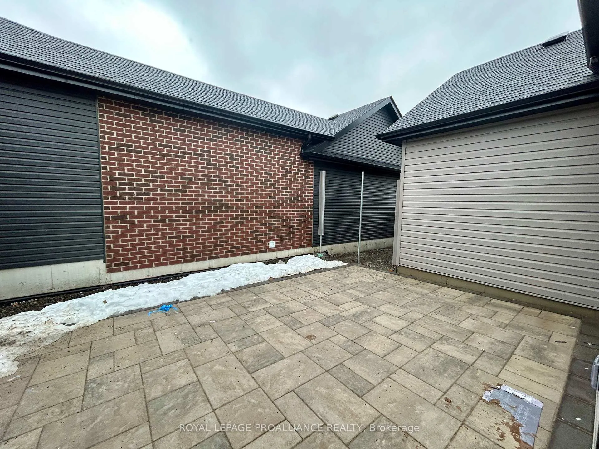 Photo 16 of 83 Athabaska Drive, Belleville, Thurlow Ward — HOMEH