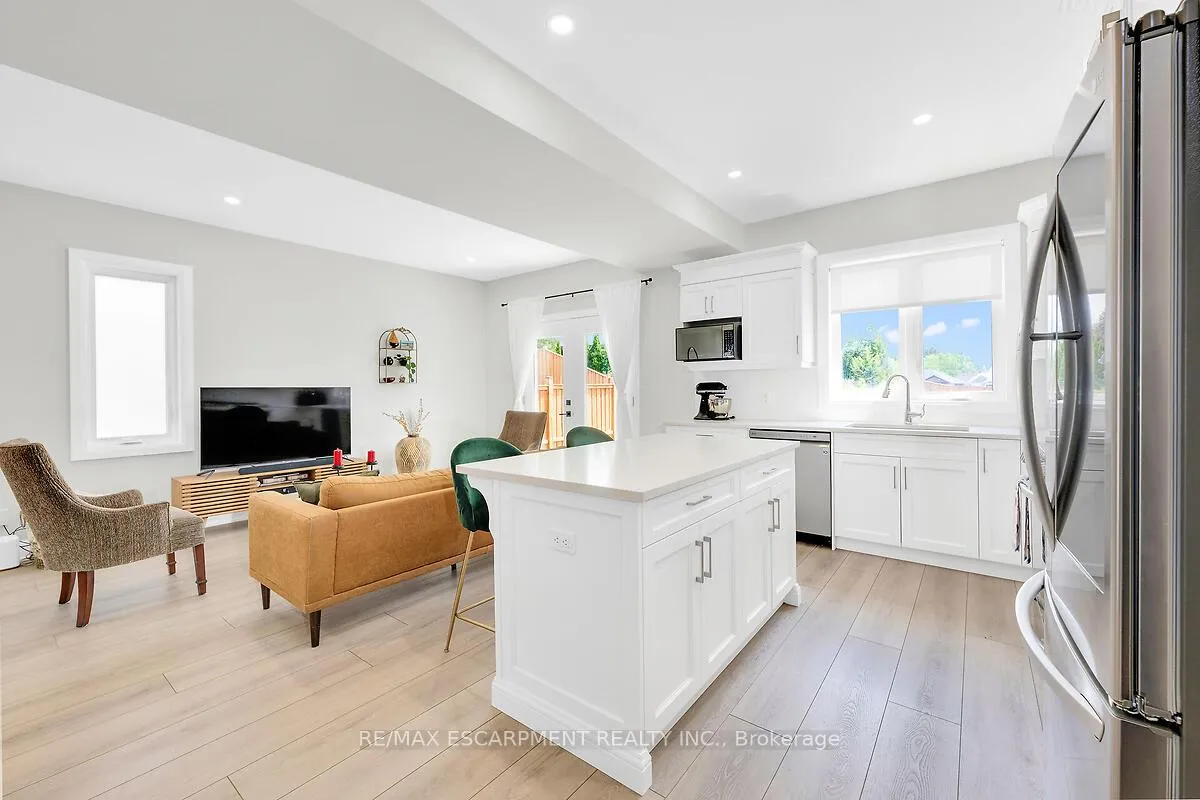 Photo 12 of 58 Peachleaf Lane, Norfolk, Waterford — HOMEH