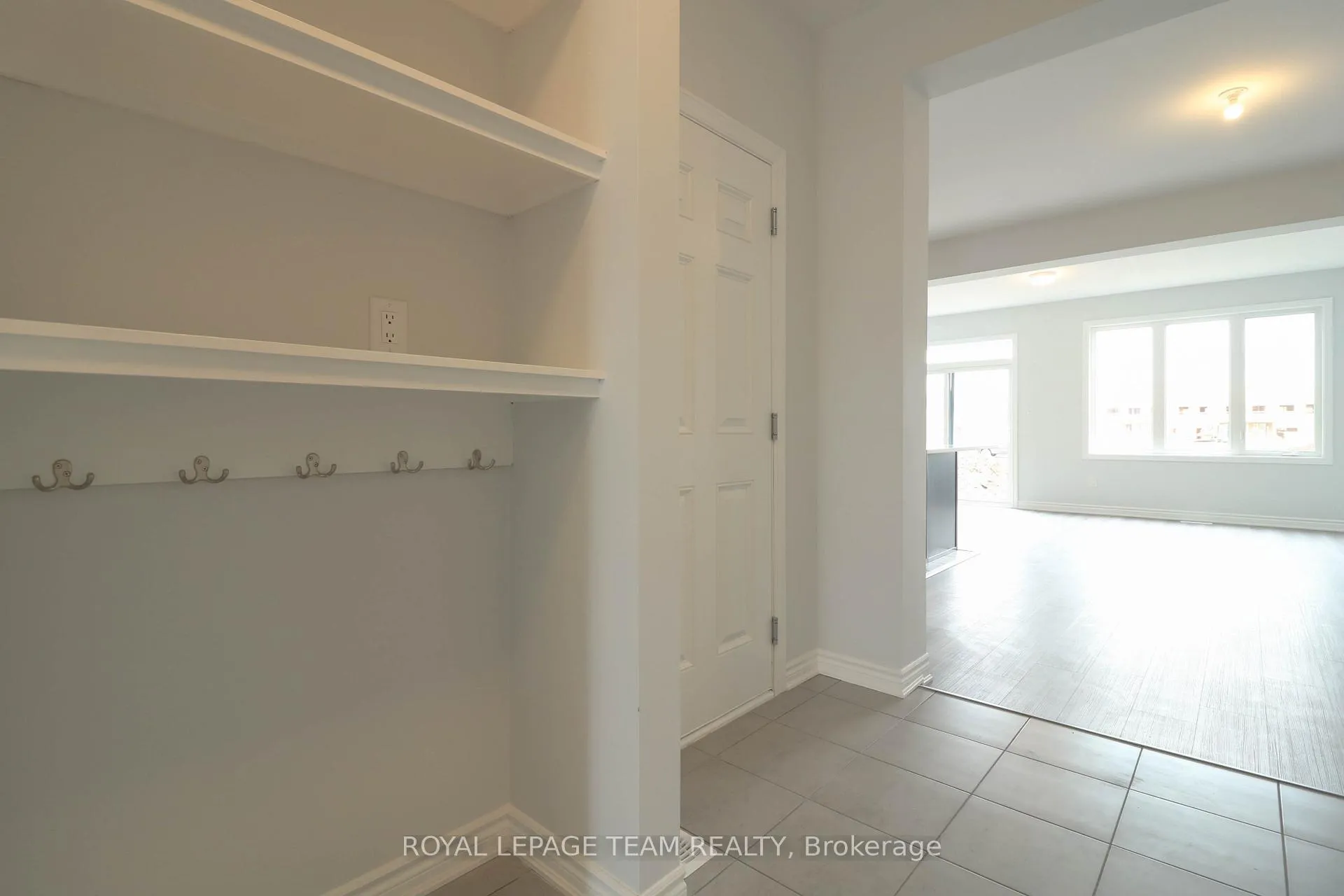Photo 3 of 524 Culdaff Road, Ottawa, Stittsville (North) — HOMEH