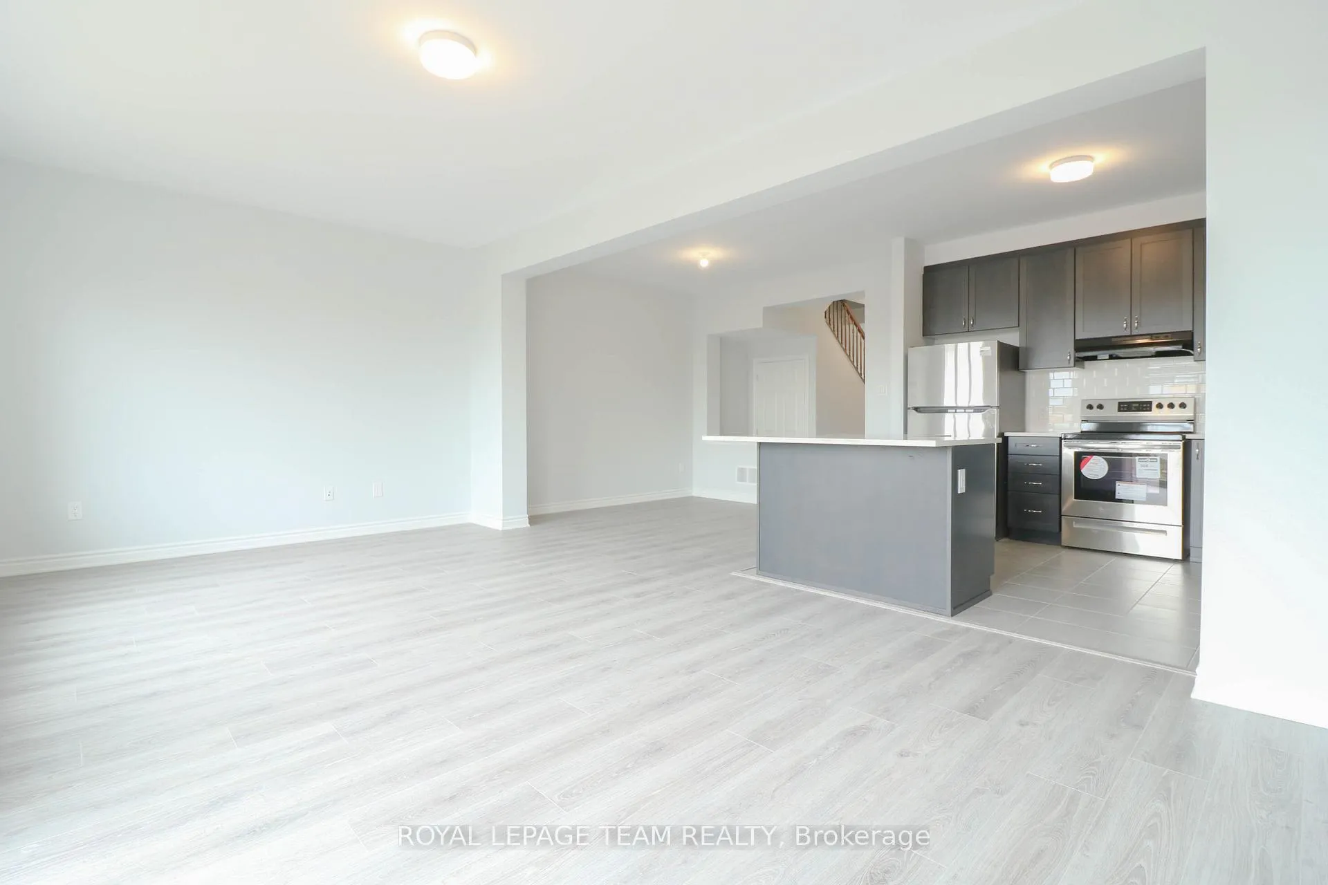 Photo 7 of 524 Culdaff Road, Ottawa, Stittsville (North) — HOMEH