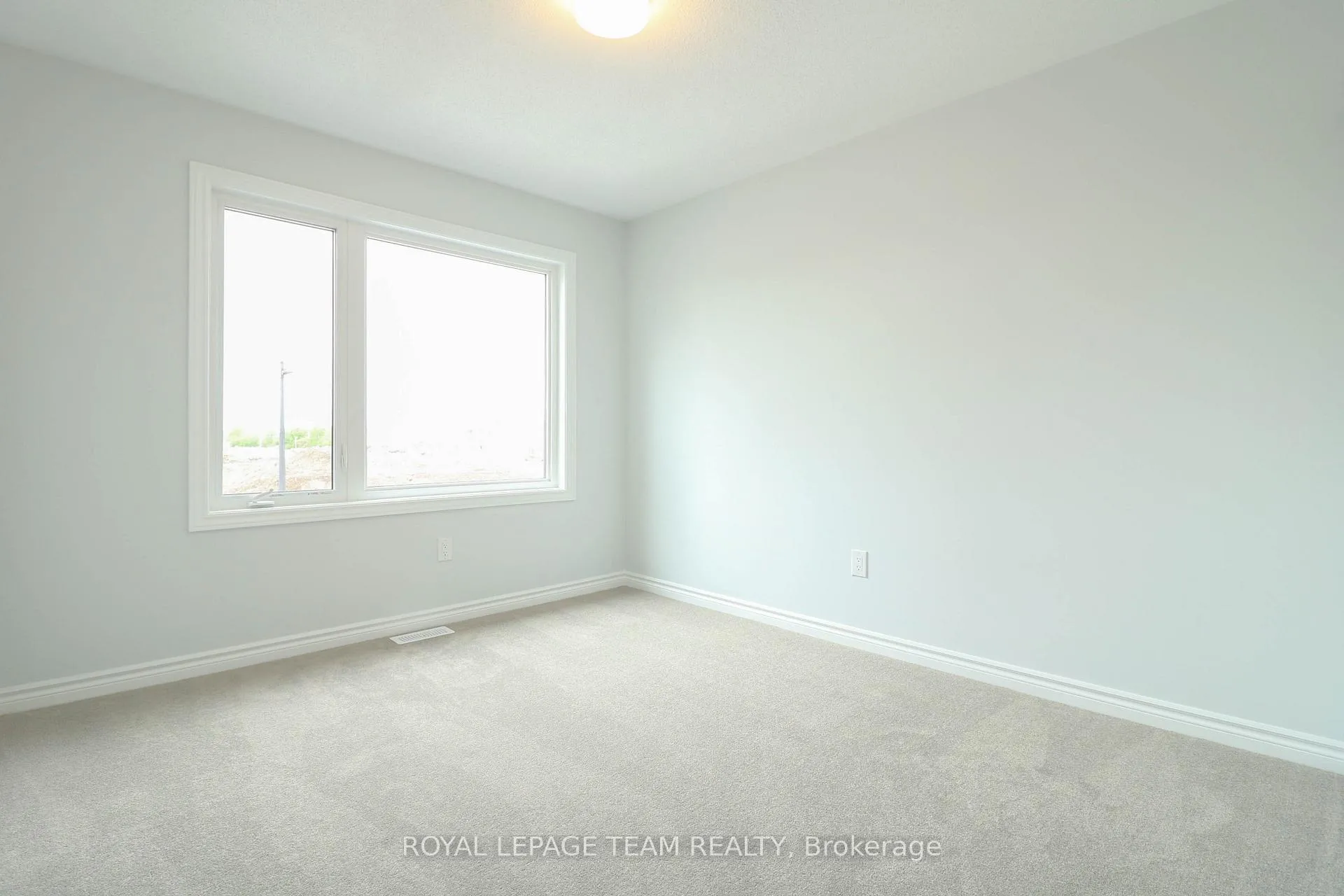 Photo 16 of 524 Culdaff Road, Ottawa, Stittsville (North) — HOMEH