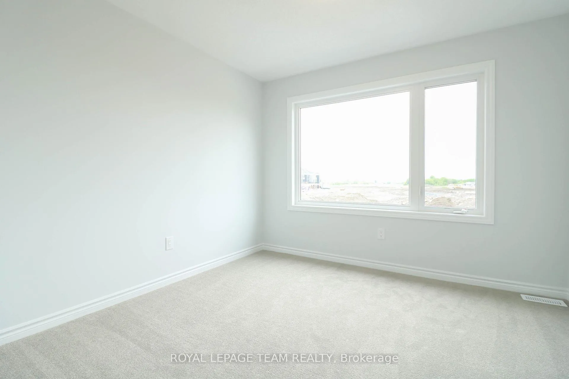 Photo 17 of 524 Culdaff Road, Ottawa, Stittsville (North) — HOMEH
