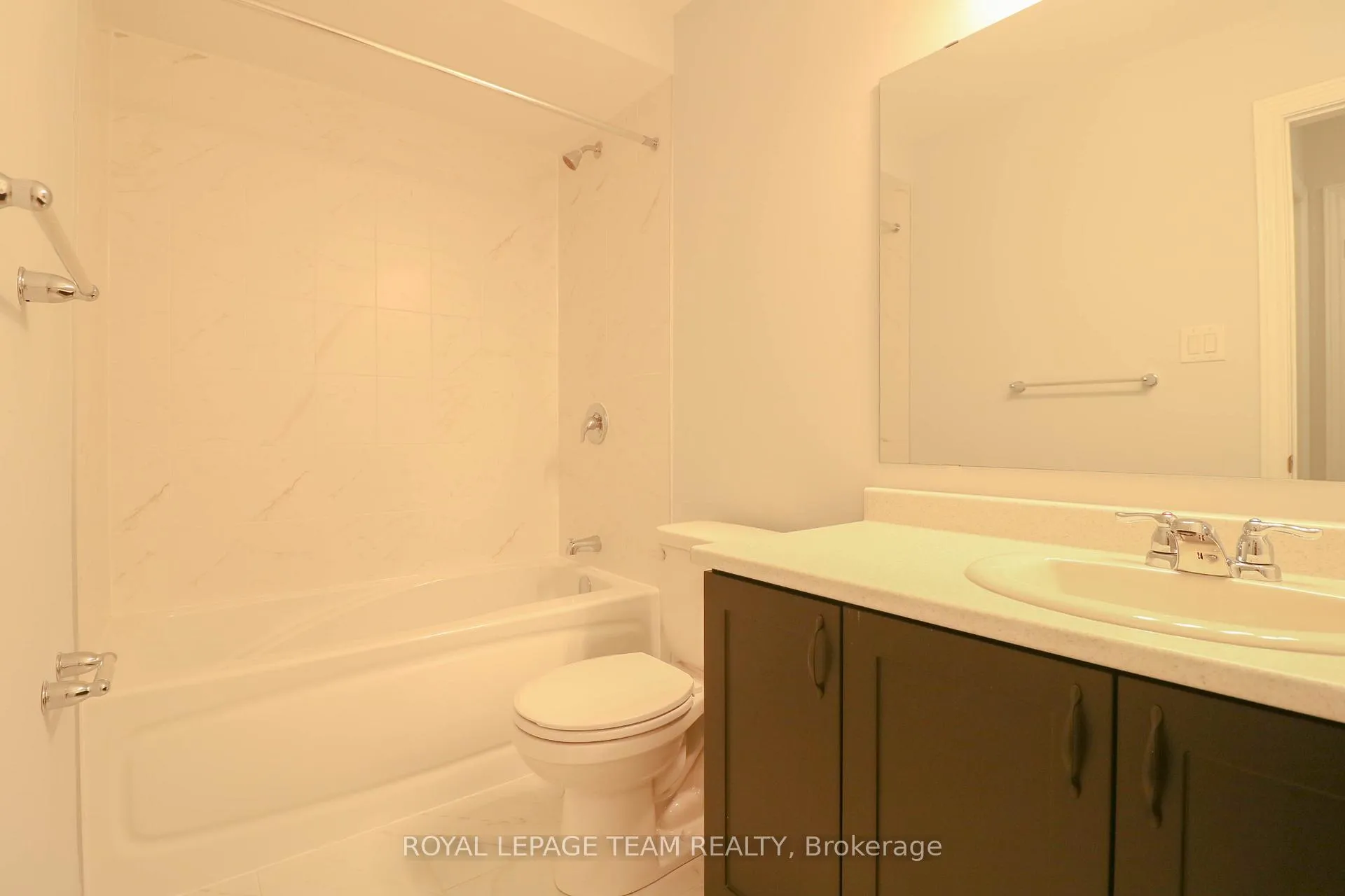 Photo 18 of 524 Culdaff Road, Ottawa, Stittsville (North) — HOMEH