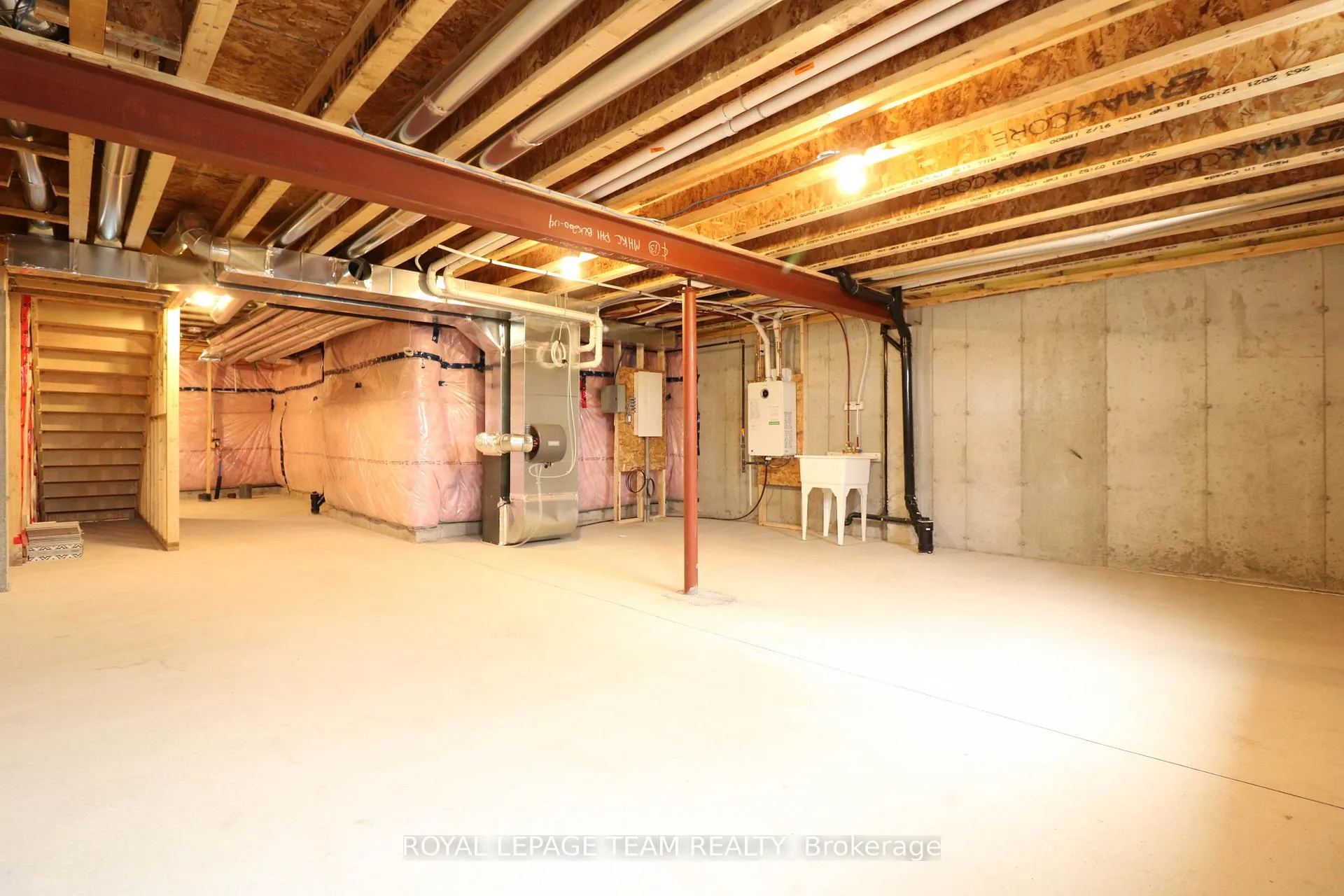 Photo 24 of 524 Culdaff Road, Ottawa, Stittsville (North) — HOMEH