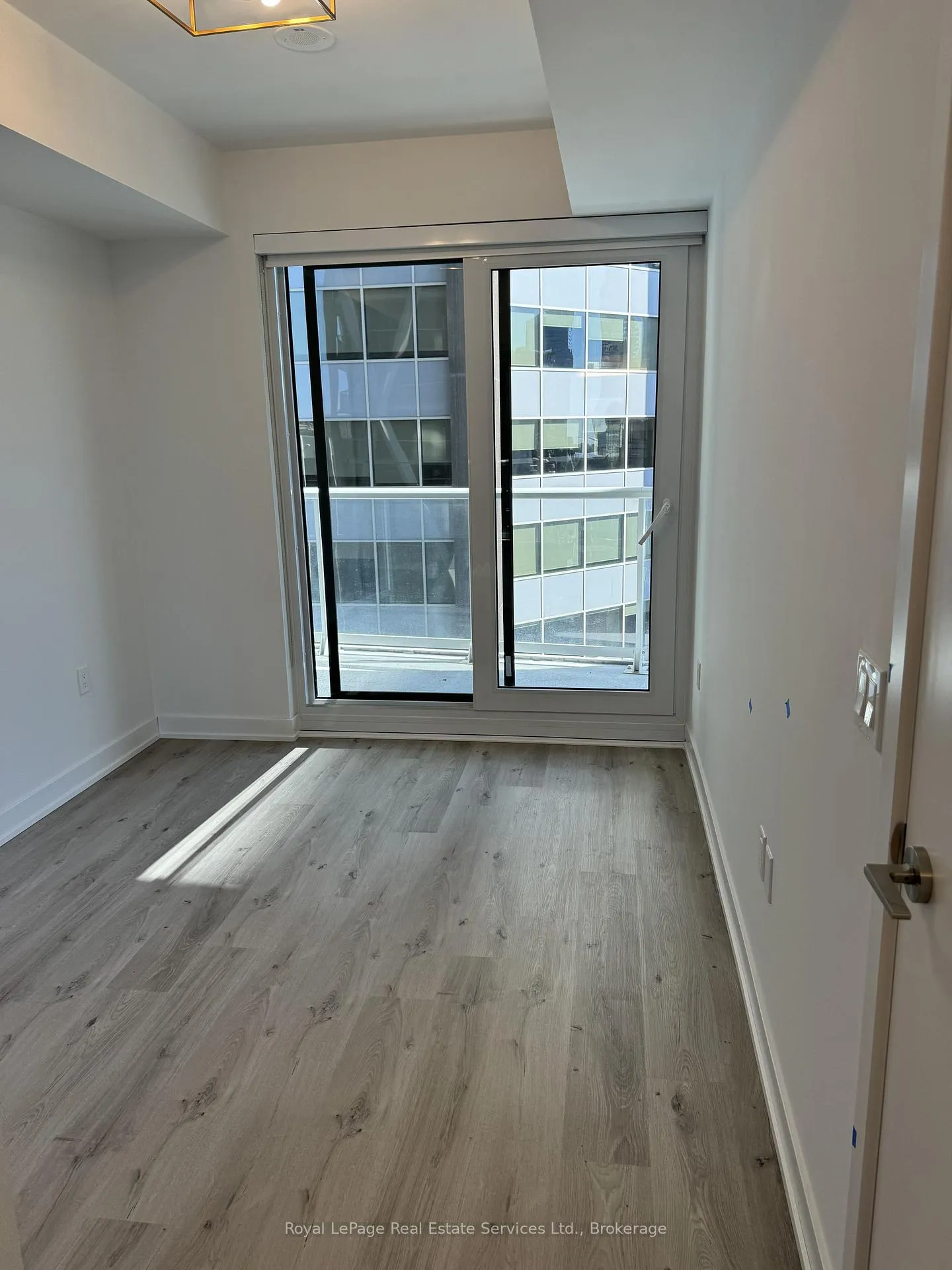 Photo 7 of Unit 1814, 230 Simcoe Street, Toronto, Kensington-Chinatown — HOMEH