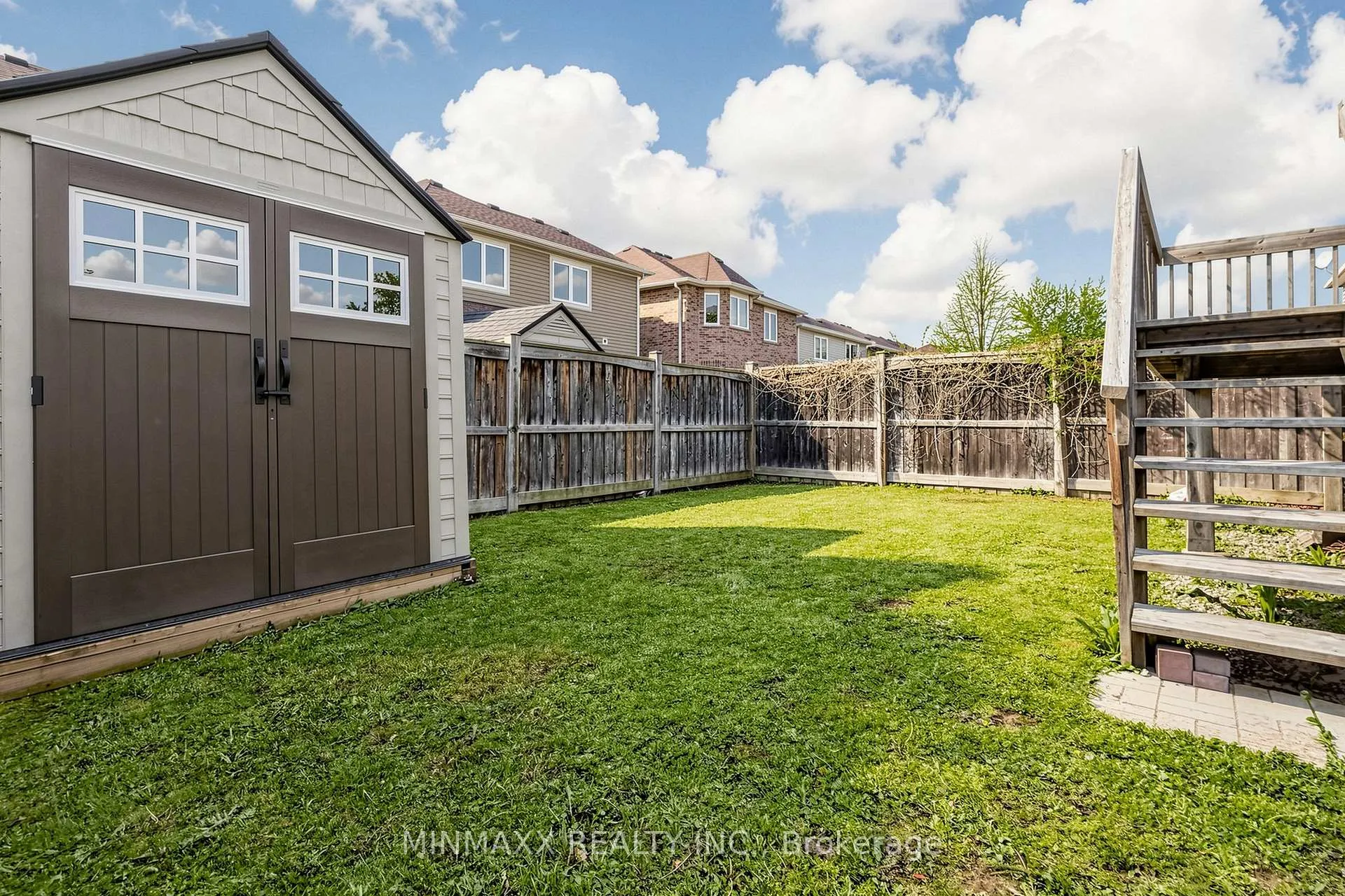 Photo 50 of 916 Minchin Way, Milton, Harrison — HOMEH