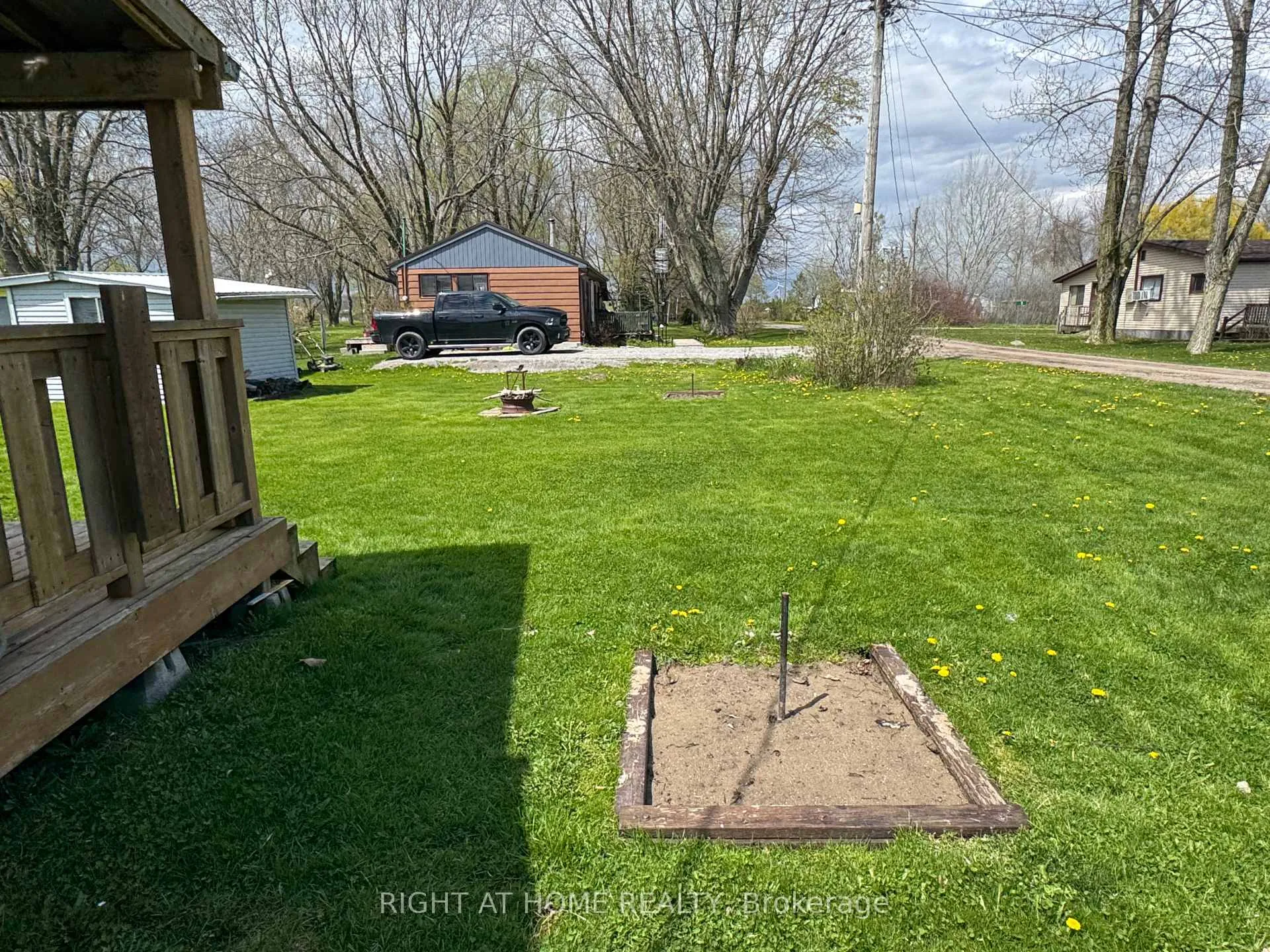 Photo 35 of 21 Lakeview Lane, Haldimand — HOMEH