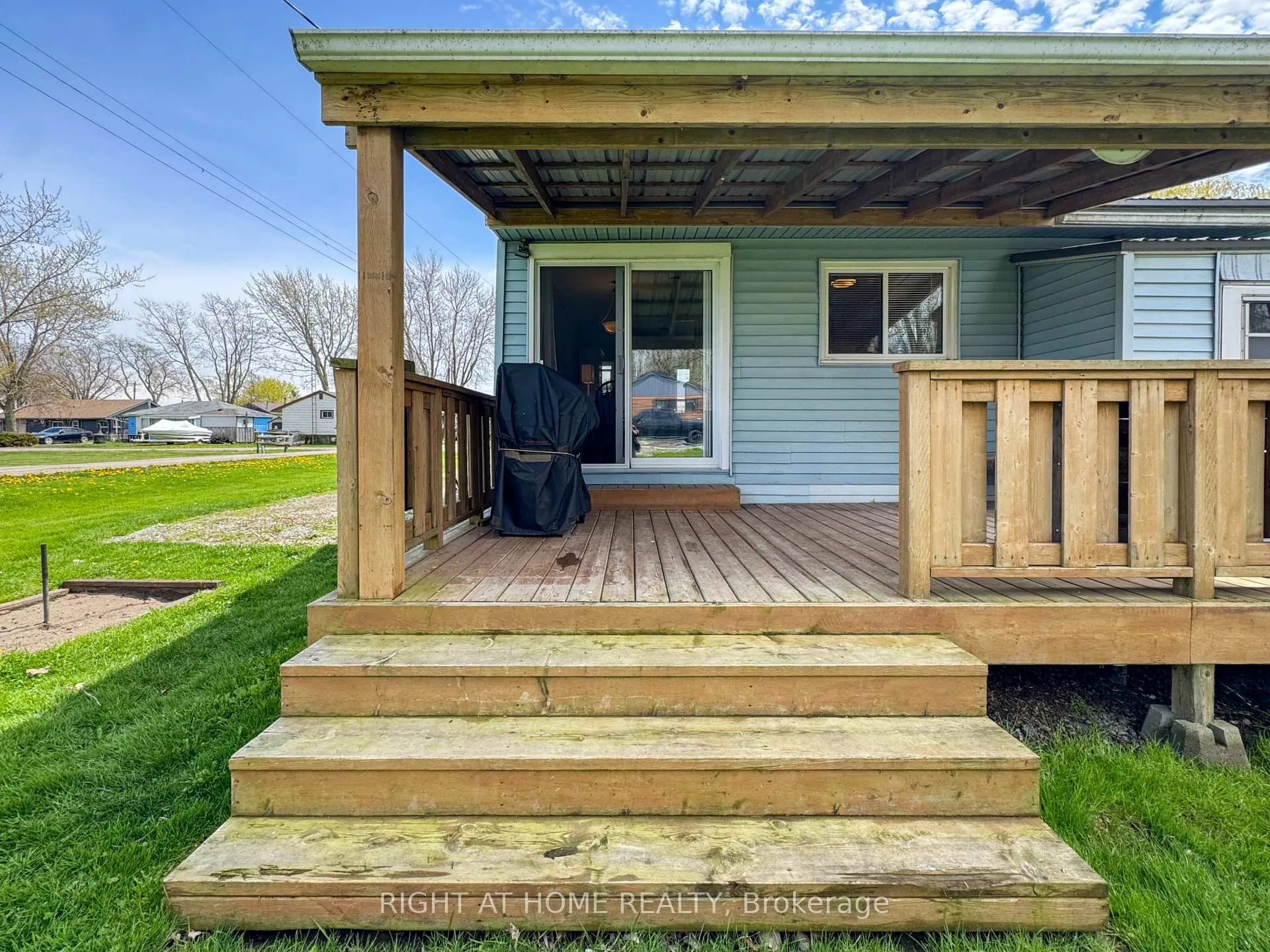 Photo 36 of 21 Lakeview Lane, Haldimand — HOMEH