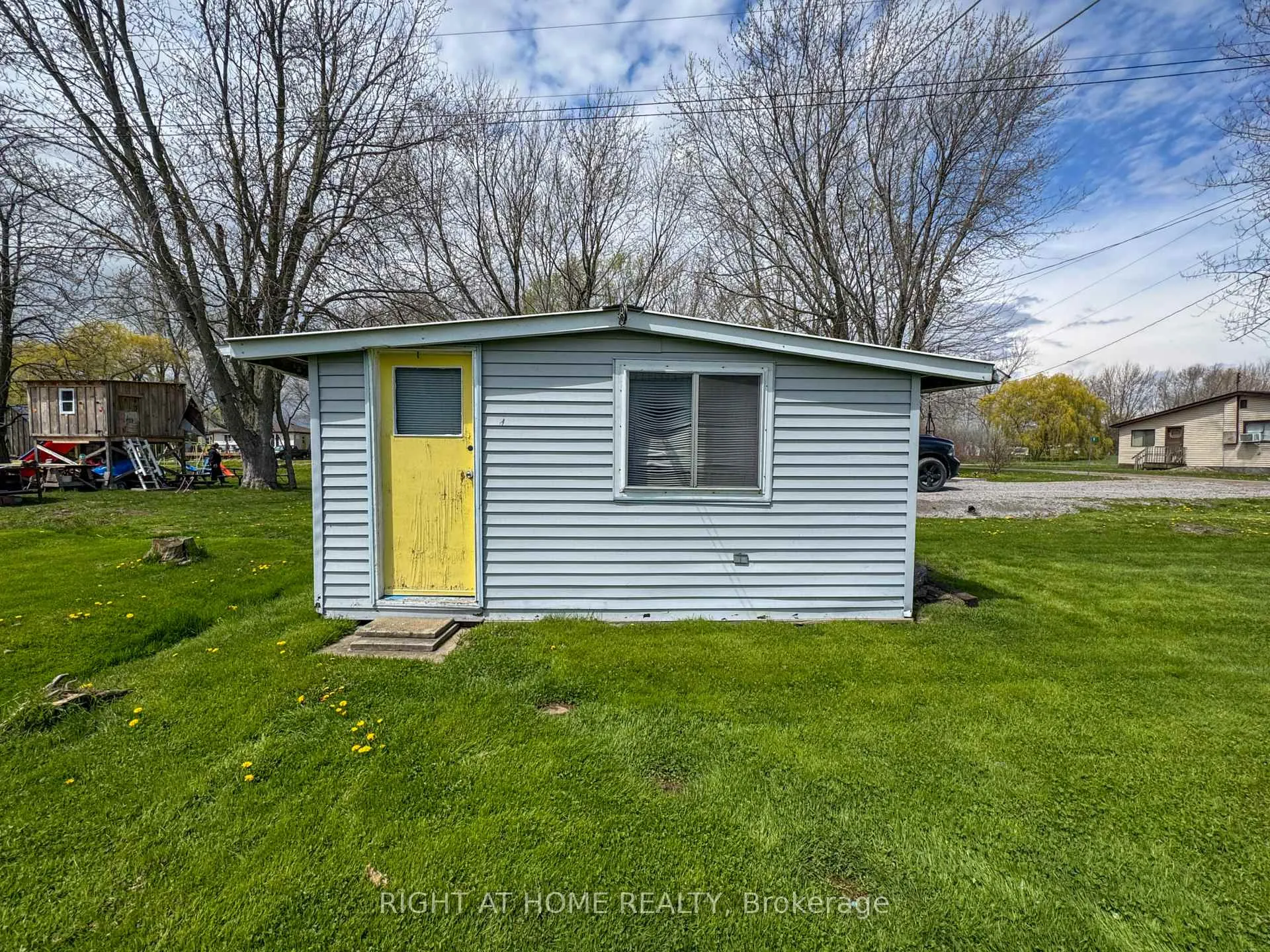 Photo 38 of 21 Lakeview Lane, Haldimand — HOMEH