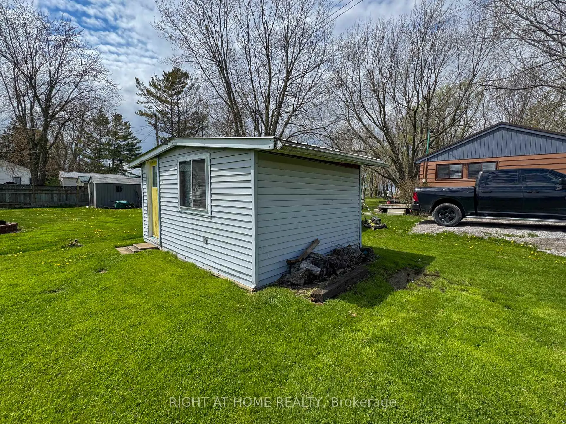 Photo 39 of 21 Lakeview Lane, Haldimand — HOMEH