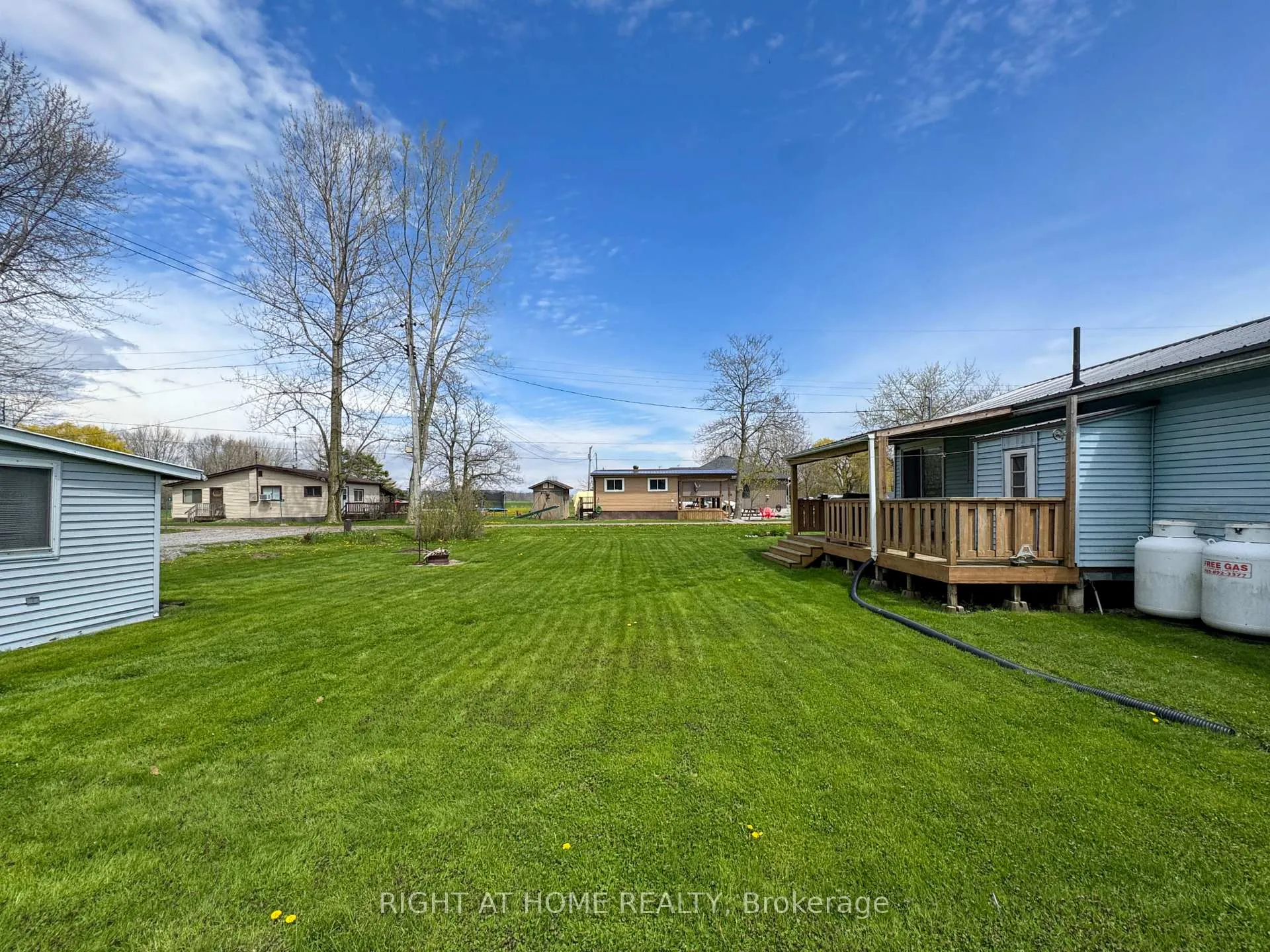 Photo 42 of 21 Lakeview Lane, Haldimand — HOMEH