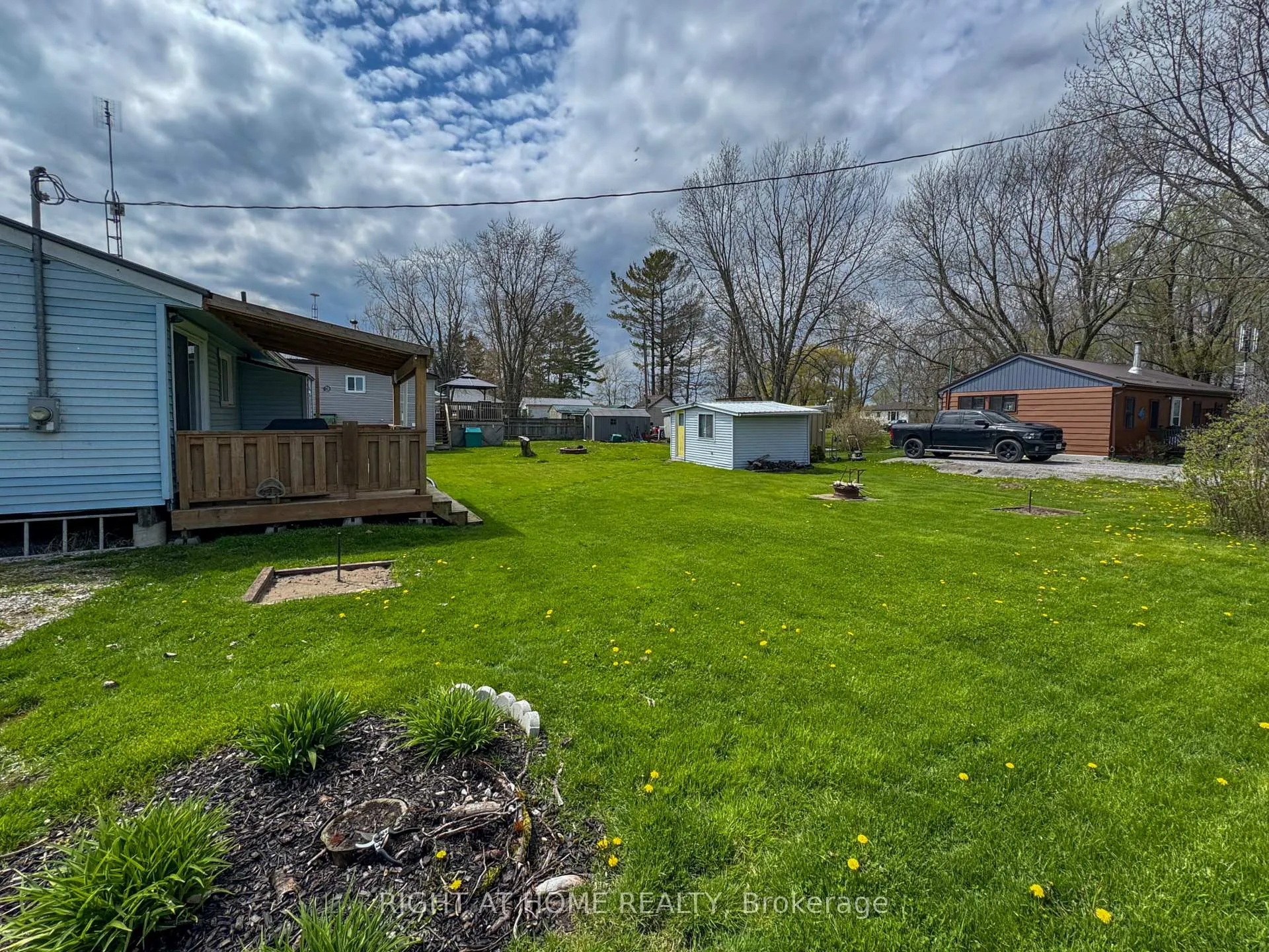 Photo 43 of 21 Lakeview Lane, Haldimand — HOMEH