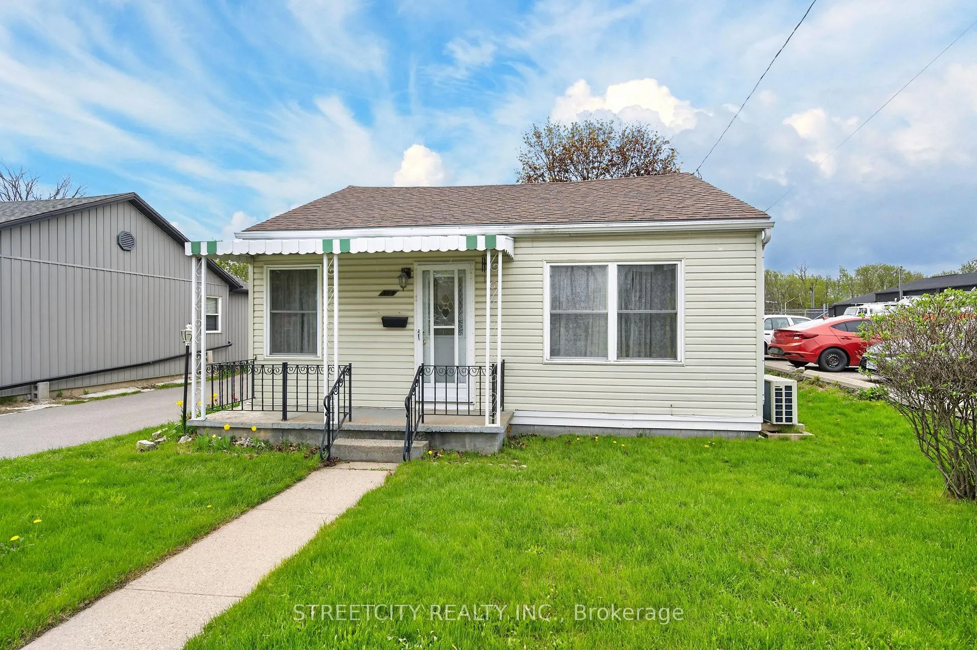 Photo 1 of 384 Brock Street N, Brantford — HOMEH
