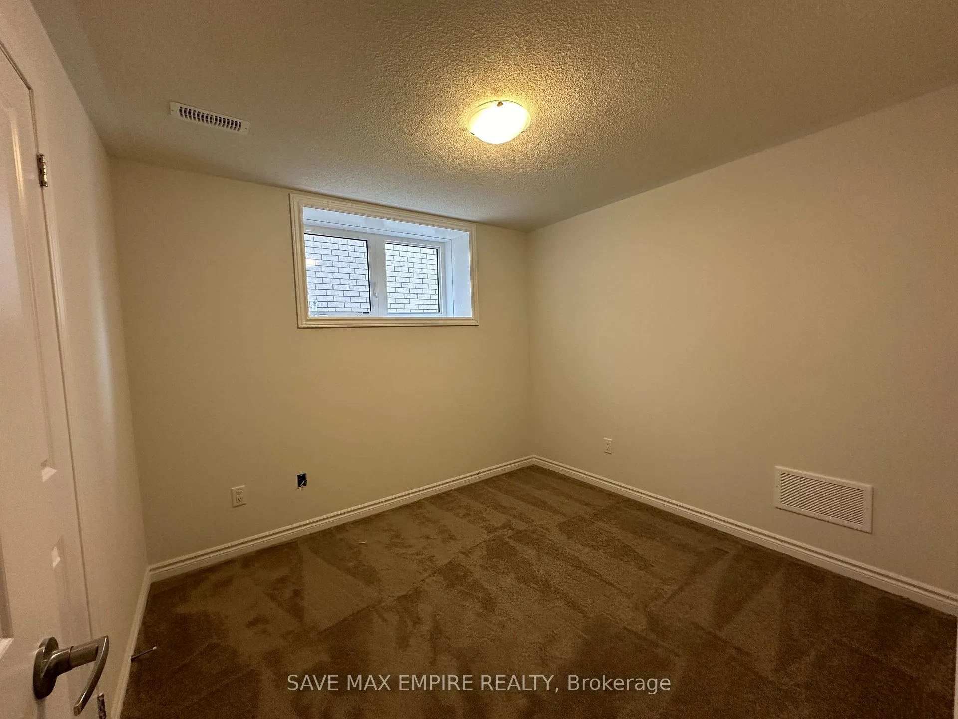 Photo 22 of 3 Tran Street, Wasaga Beach — HOMEH