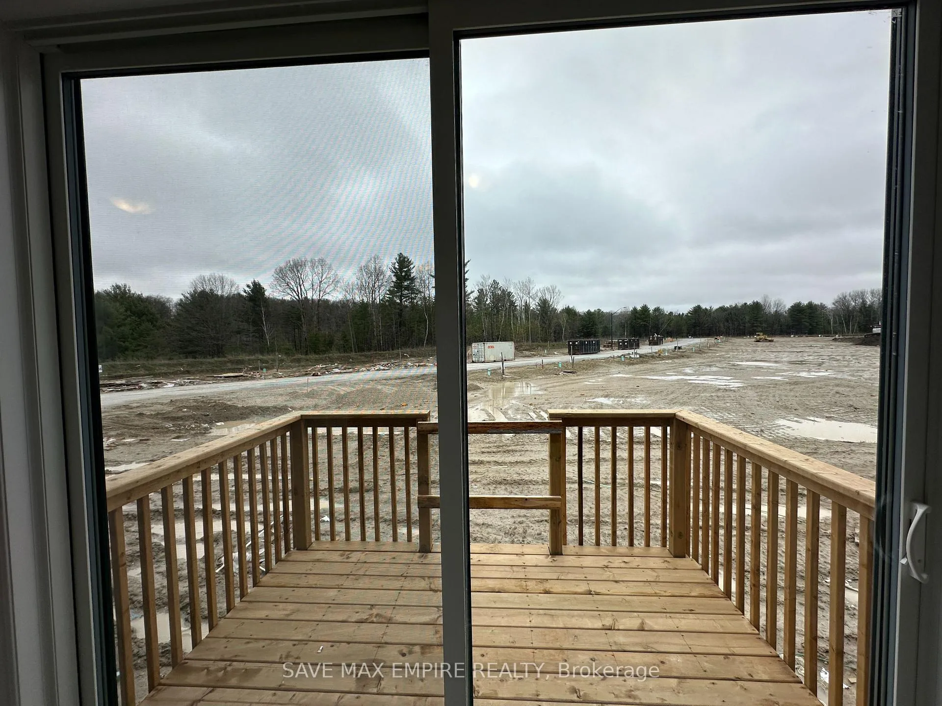 Photo 26 of 3 Tran Street, Wasaga Beach — HOMEH
