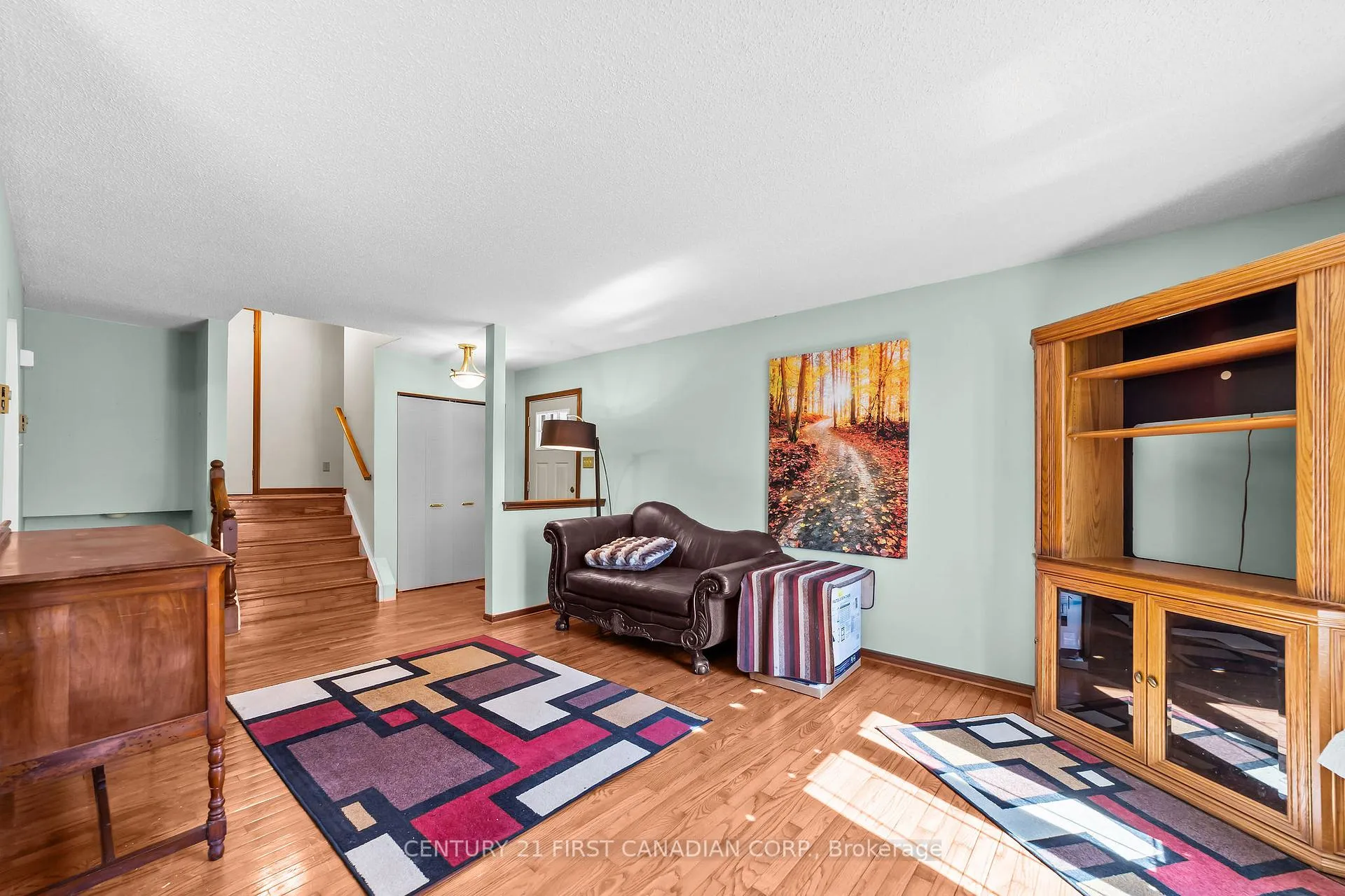 Photo 15 of 129 Albert Street, Lucan Biddulph, Lucan — HOMEH