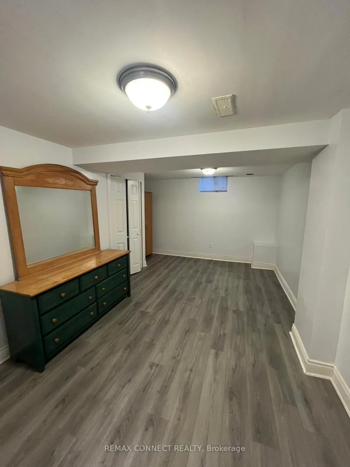 Photo 5 of 532 B Lightfoot Place, Pickering, Woodlands — HOMEH