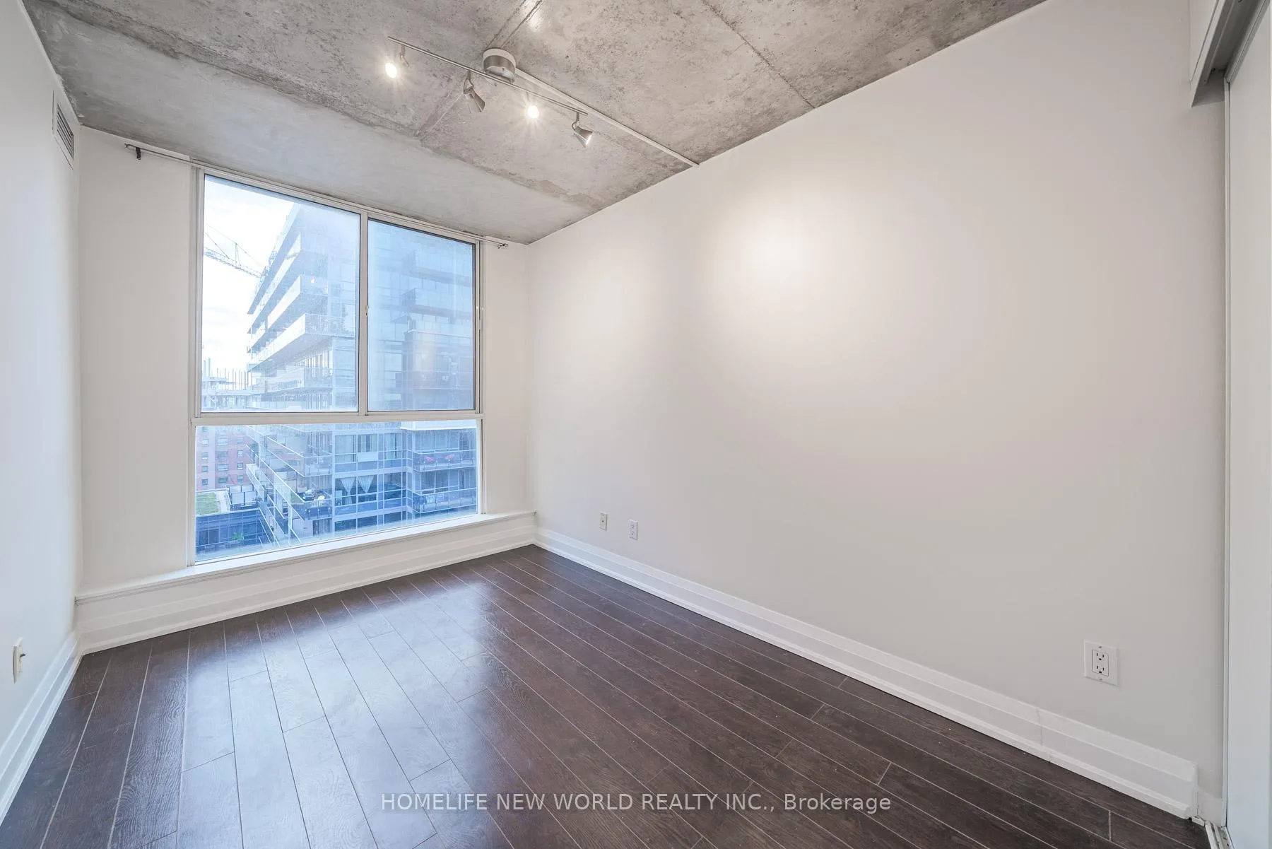 Photo 12 of Unit 1020, 1029 King Street W, Toronto, Niagara — HOMEH