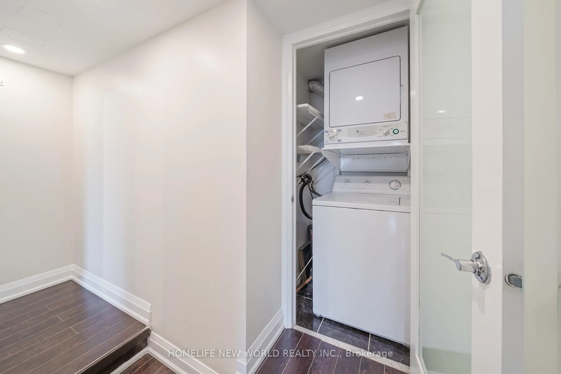 Photo 15 of Unit 1020, 1029 King Street W, Toronto, Niagara — HOMEH