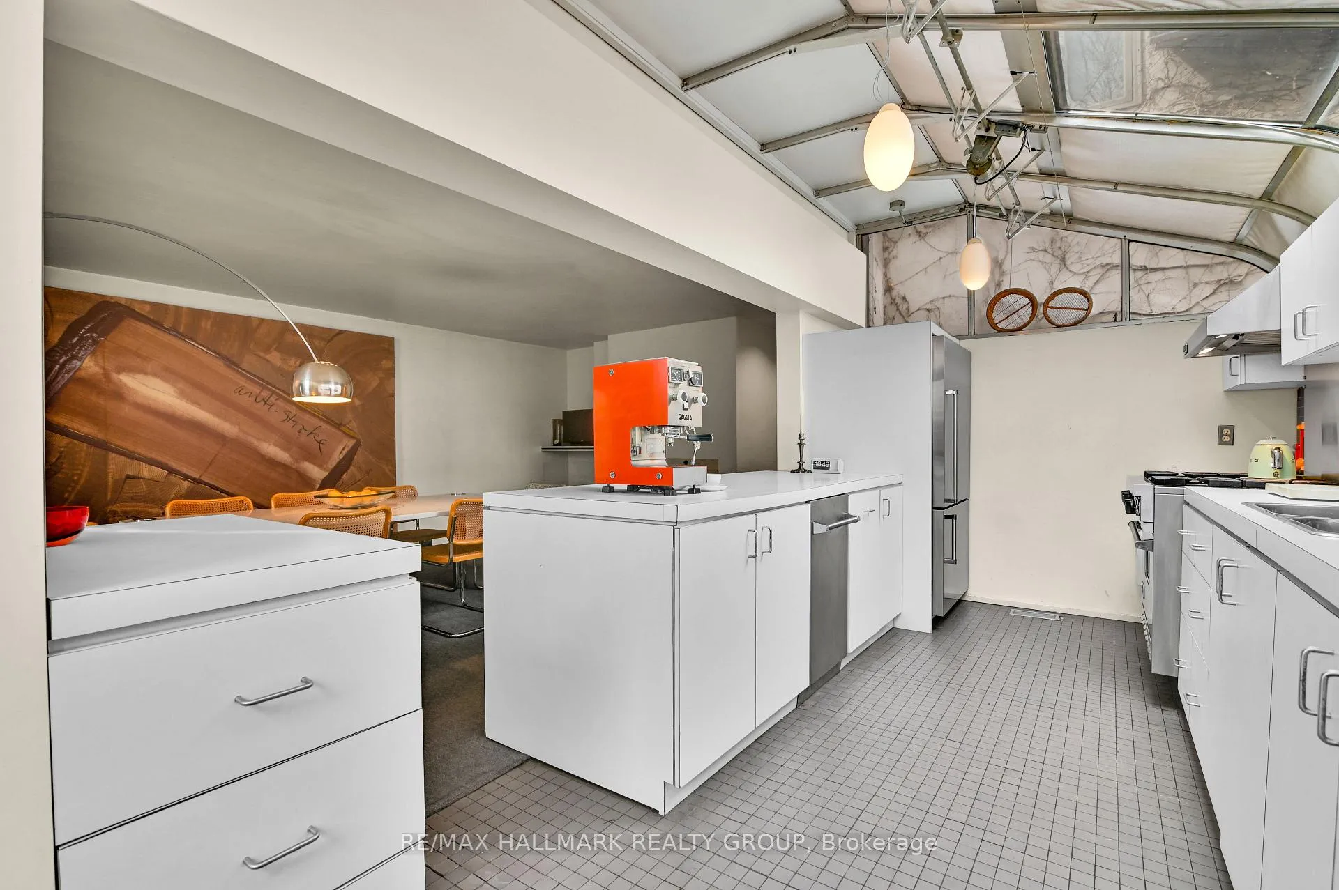 Photo 16 of 231 Mackay Street, Ottawa, New Edinburgh — HOMEH
