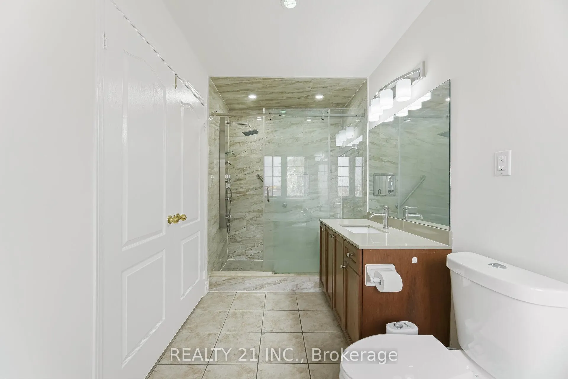 Photo 26 of 76 Sweet Clover Crescent, Brampton, Sandringham-Wellington — HOMEH