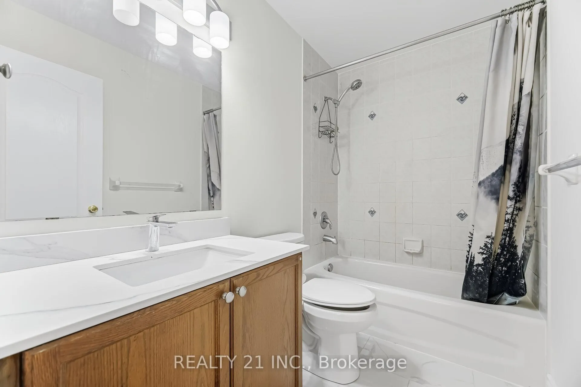 Photo 34 of 76 Sweet Clover Crescent, Brampton, Sandringham-Wellington — HOMEH