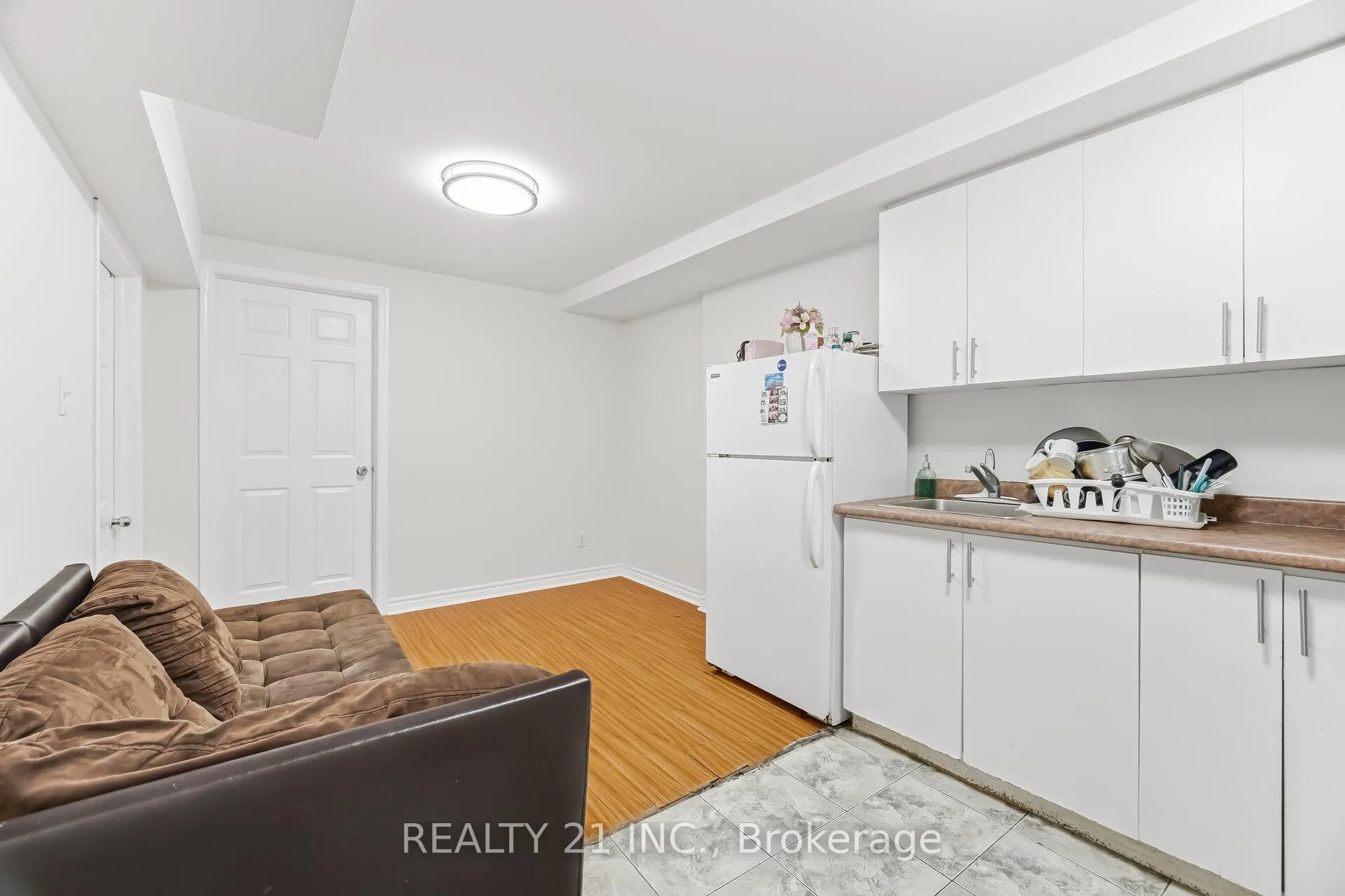 Photo 36 of 76 Sweet Clover Crescent, Brampton, Sandringham-Wellington — HOMEH