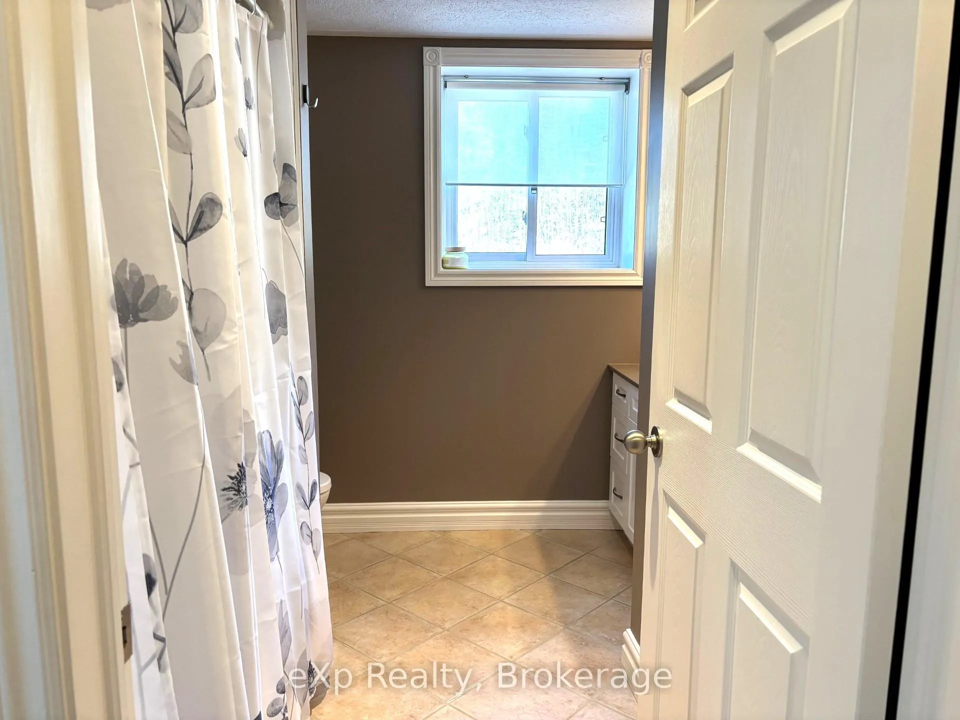 Photo 32 of Unit 204, 85 William Street N, Brockton — HOMEH
