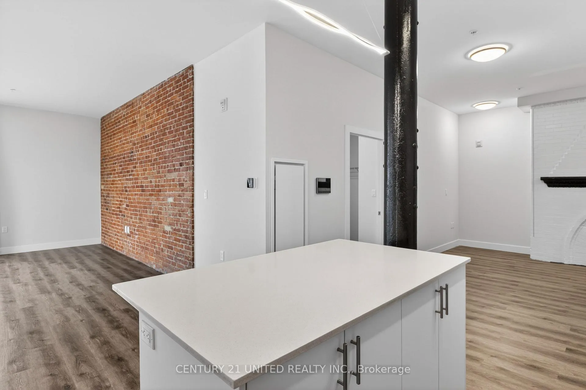 Photo 8 of Unit 202, 475 George Street N, Peterborough, Town Ward 3 — HOMEH