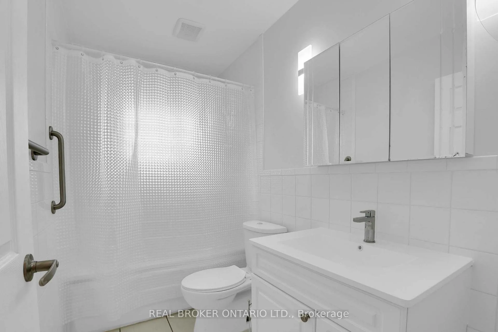 Photo 23 of 37 Nicklin Crescent, Guelph, Riverside Park — HOMEH