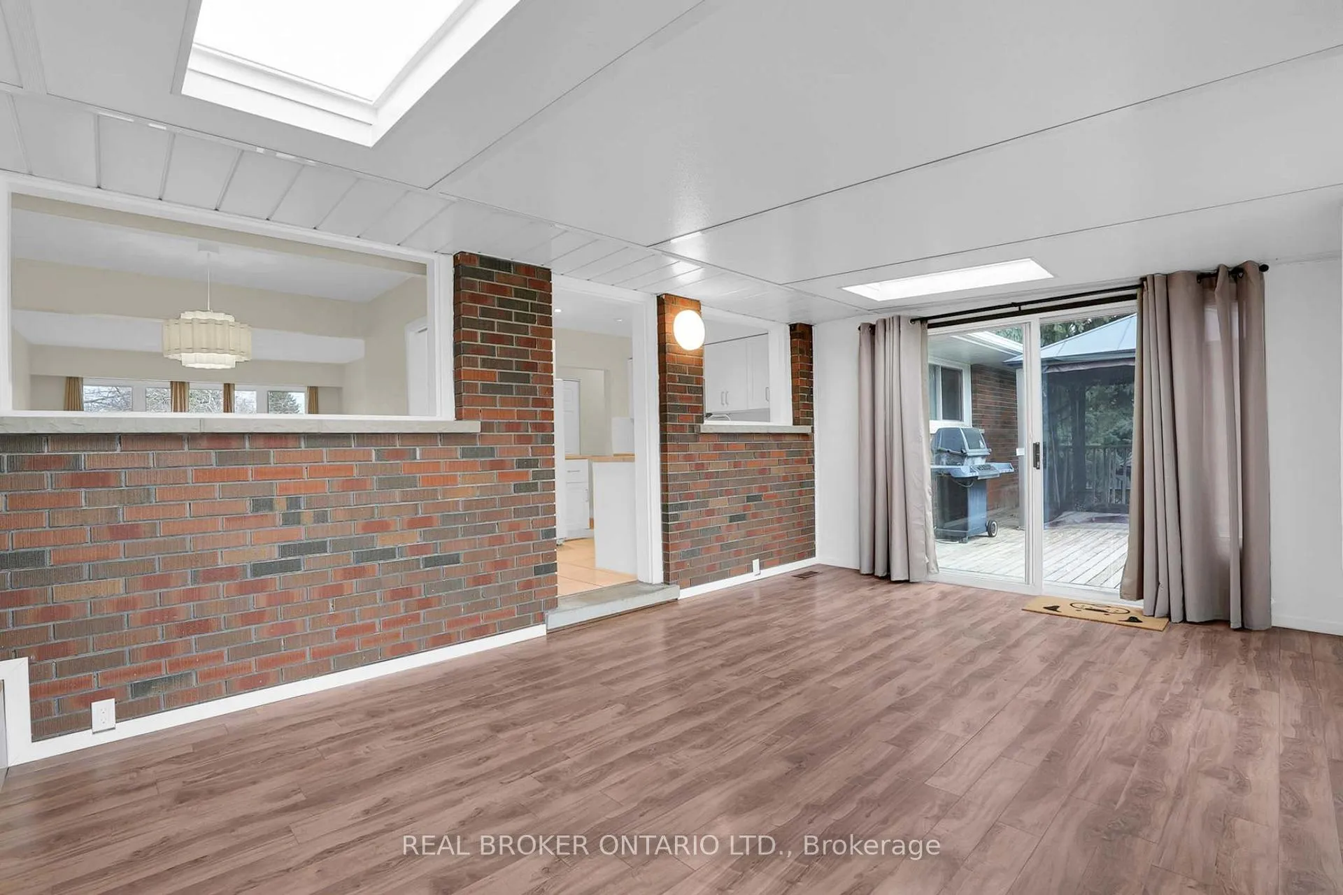Photo 26 of 37 Nicklin Crescent, Guelph, Riverside Park — HOMEH