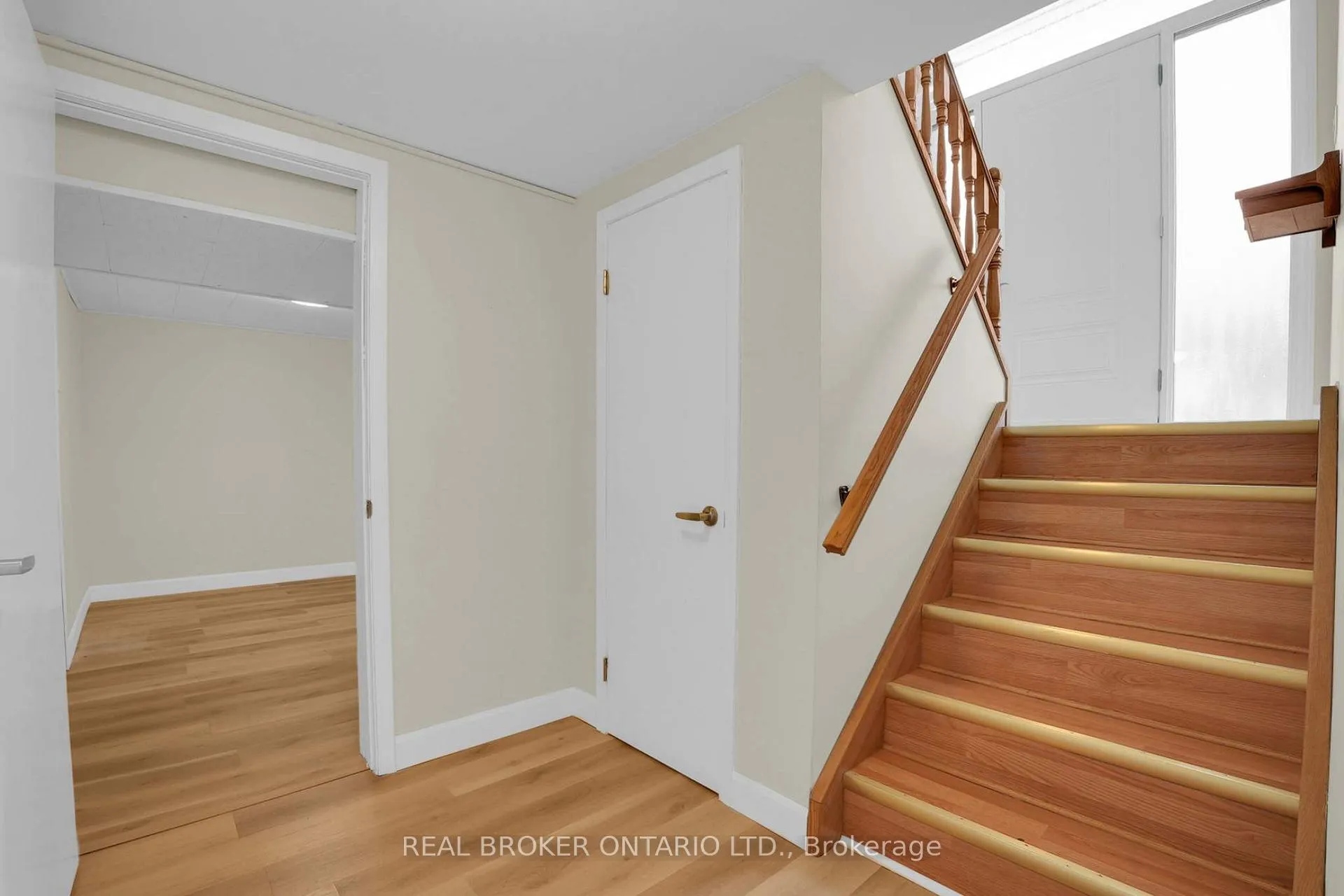 Photo 27 of 37 Nicklin Crescent, Guelph, Riverside Park — HOMEH