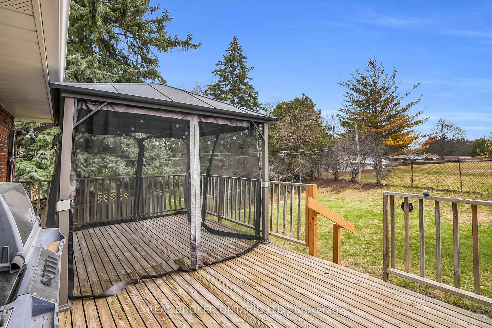 Photo 35 of 37 Nicklin Crescent, Guelph, Riverside Park — HOMEH