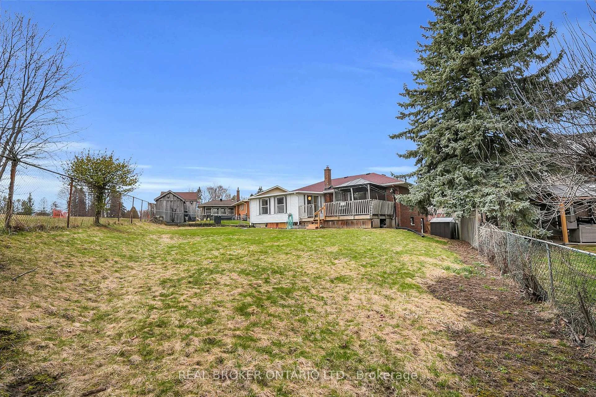 Photo 39 of 37 Nicklin Crescent, Guelph, Riverside Park — HOMEH