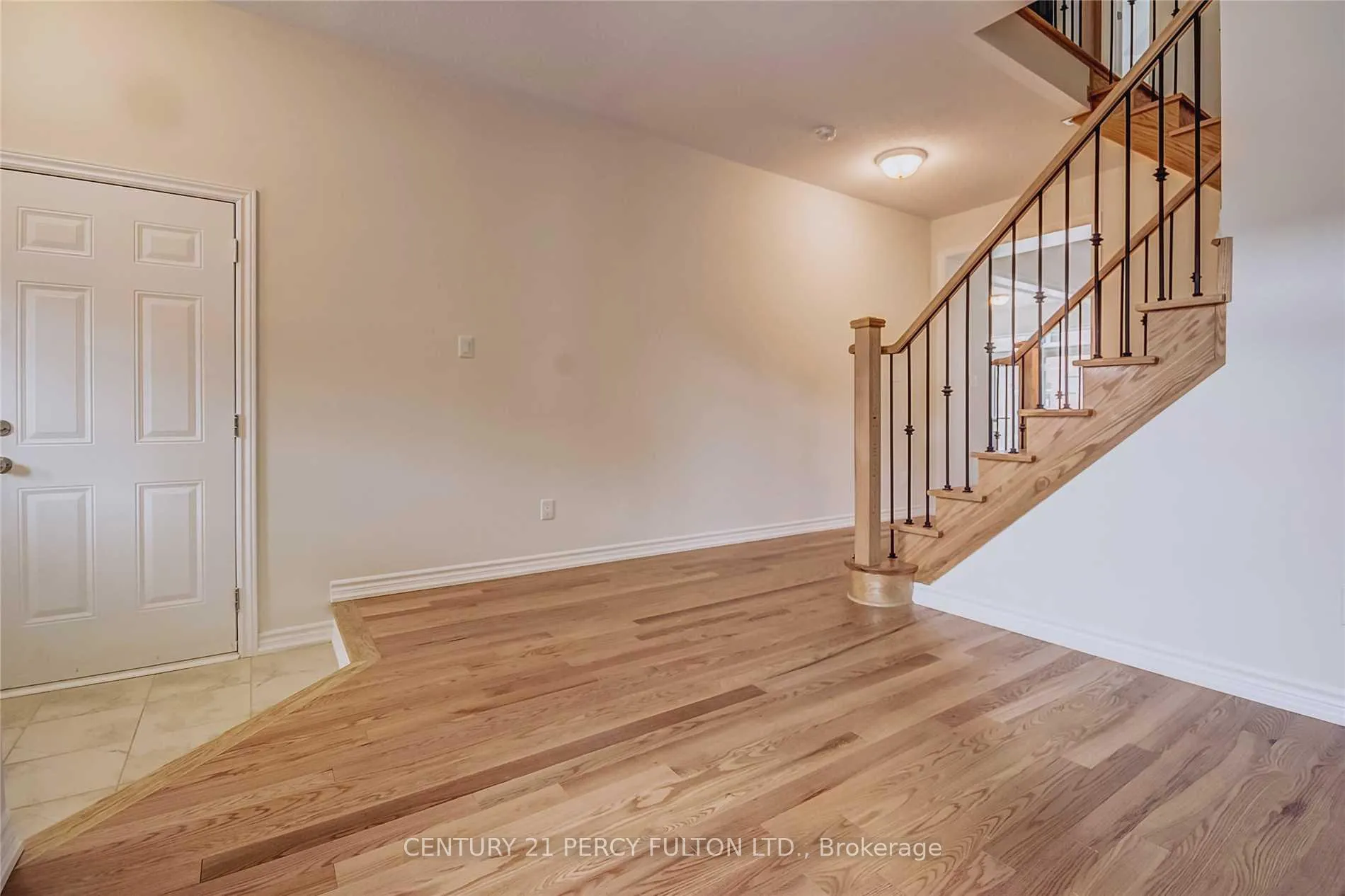 Photo 4 of 108 Workmen's Circle, Ajax, Northwest Ajax — HOMEH