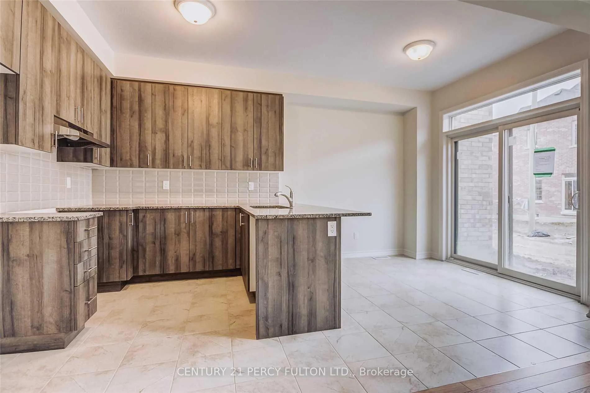 Photo 8 of 108 Workmen's Circle, Ajax, Northwest Ajax — HOMEH