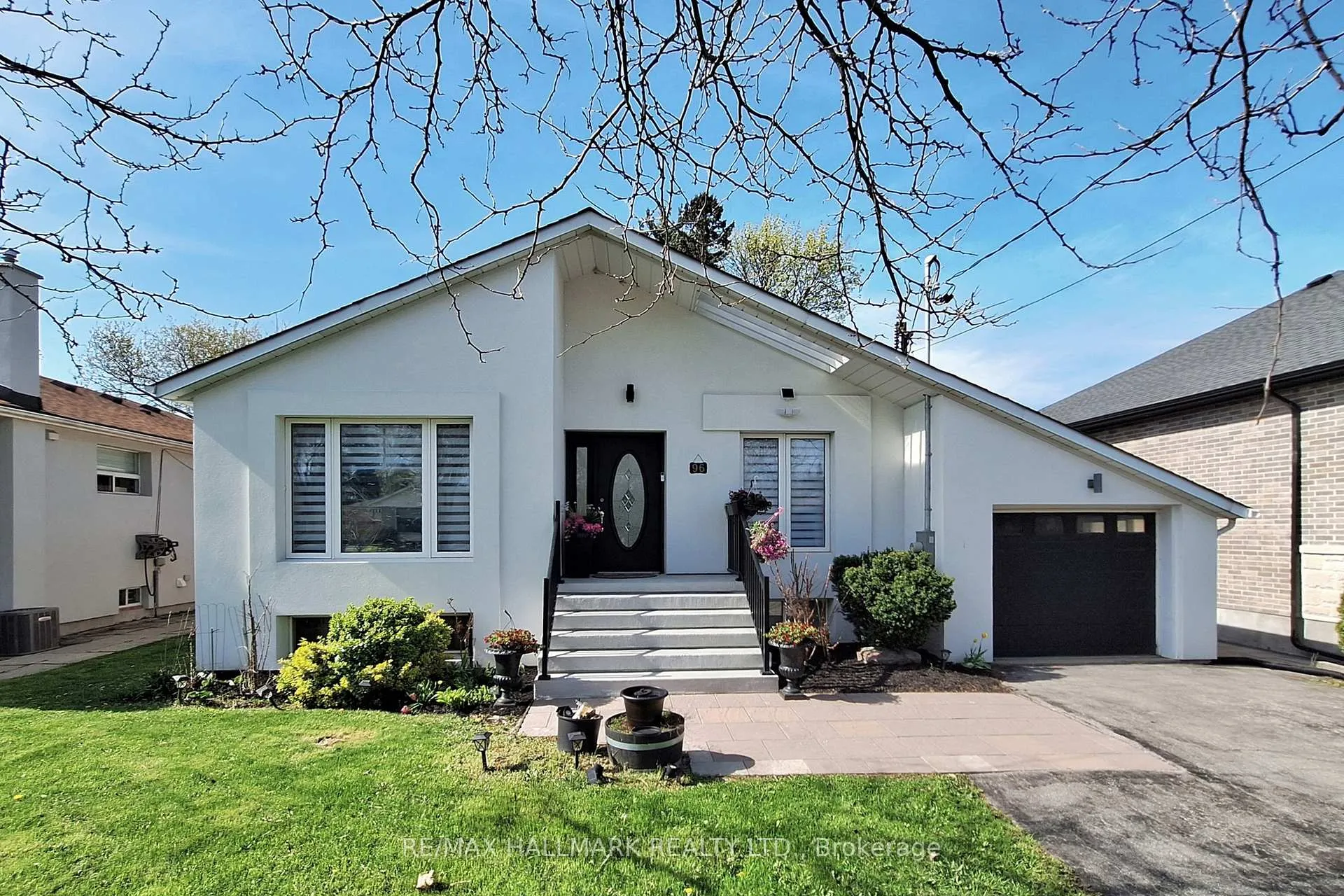 Photo of 96 Searle Avenue