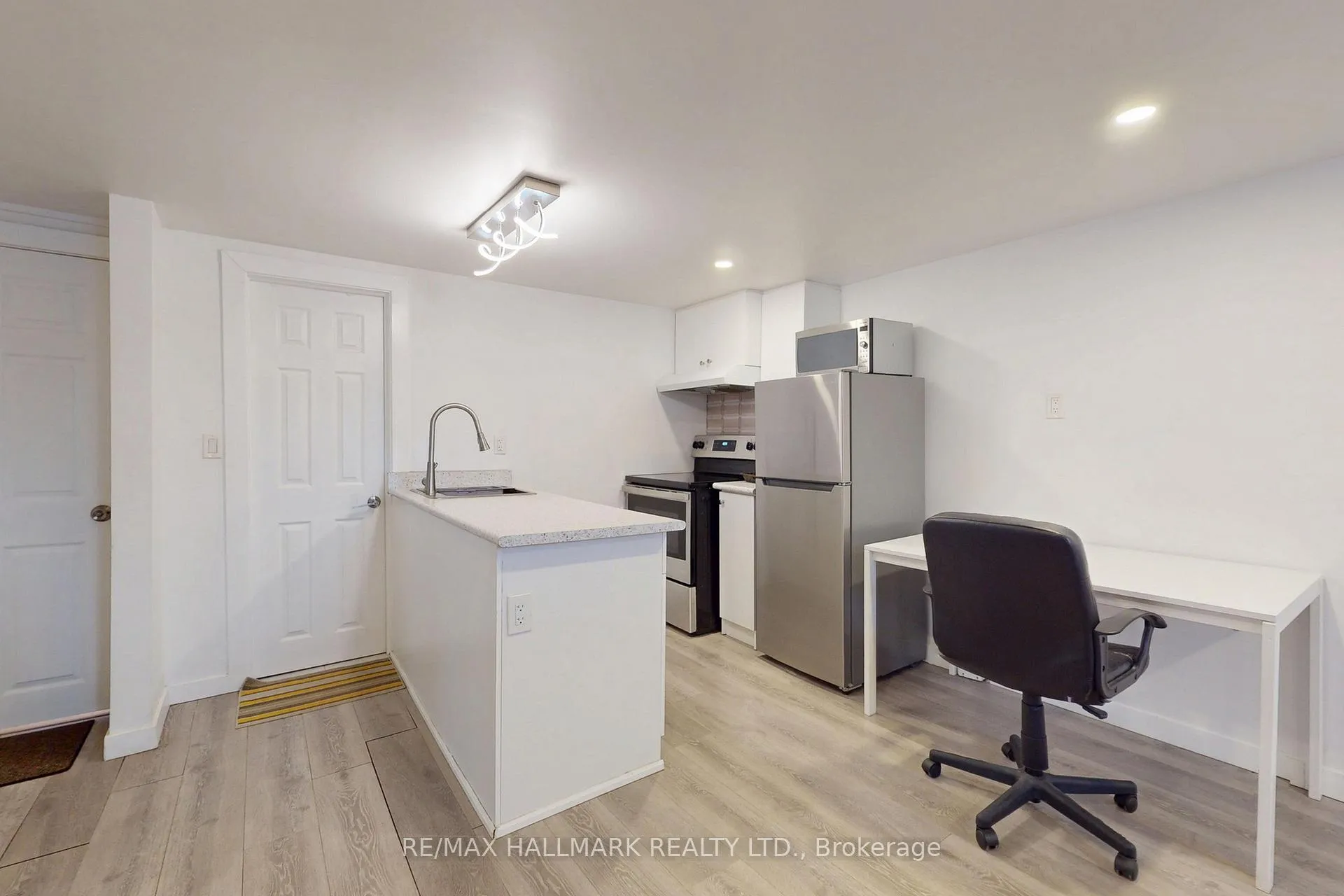 Photo 22 of 96 Searle Avenue, North York, Bathurst Manor — HOMEH