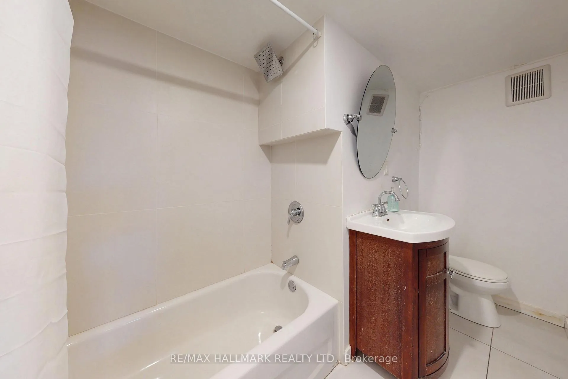 Photo 32 of 96 Searle Avenue, North York, Bathurst Manor — HOMEH