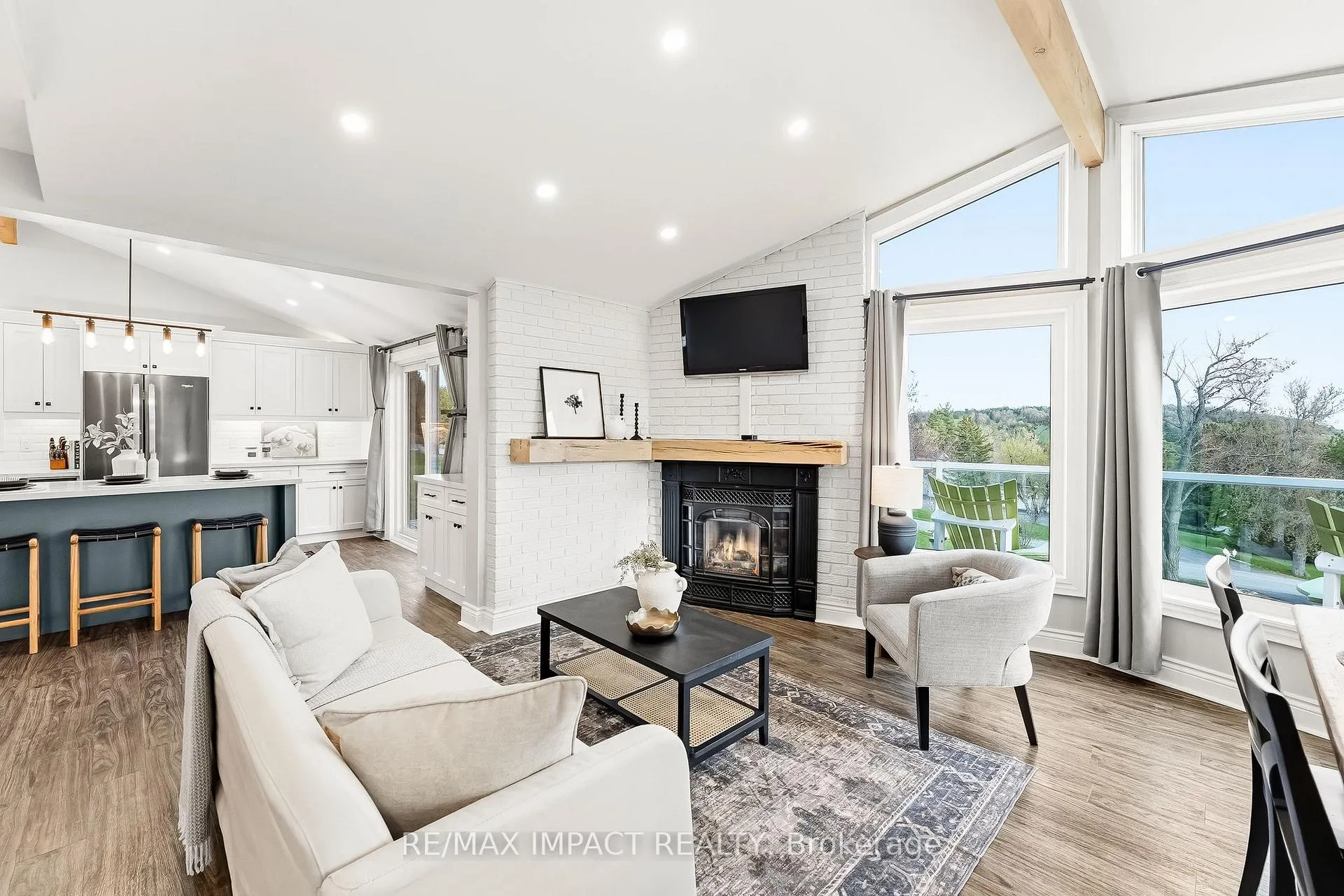 Photo 11 of 2 Skiview Drive, Cavan Monaghan, Rural Cavan Monaghan — HOMEH
