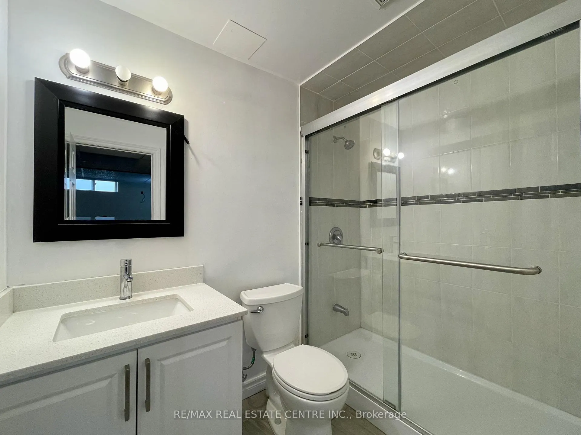 Photo 13 of 220 Pastern Trail, Waterloo — HOMEH