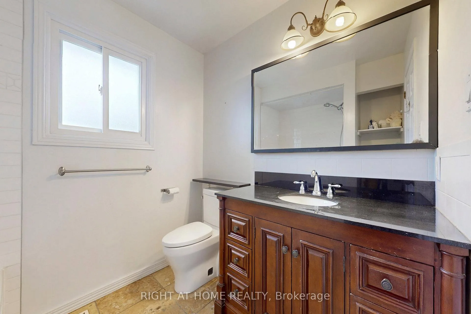Photo 26 of 62 Como Place, Hamilton, Ryckmans — HOMEH
